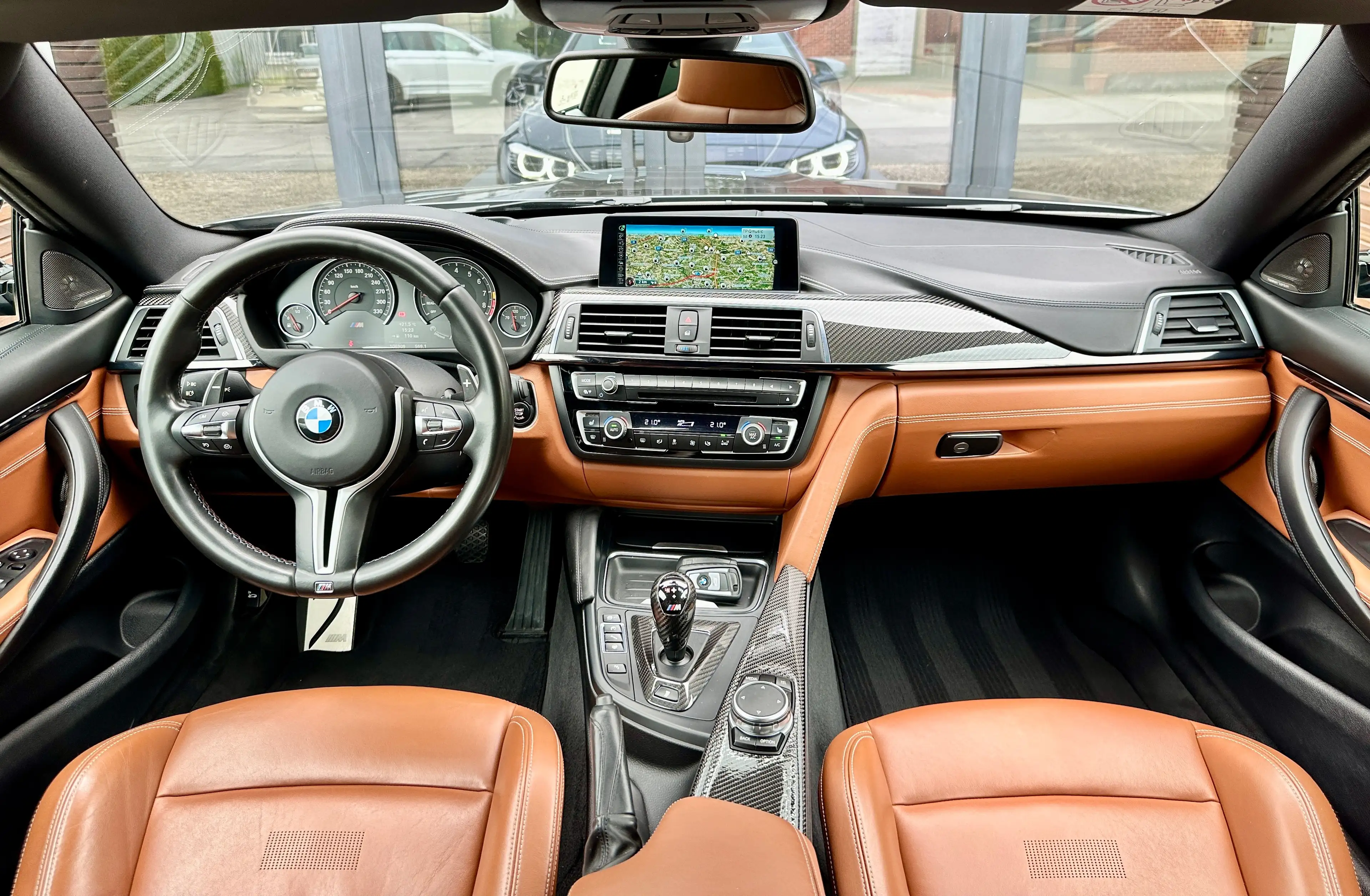BMW M4 M4 Coupé 3.0 DKG Drivelogic BMW INDIVIDUAL/BELGIAN CAR/KW SUSPENSION/HEAD-UP/H&K/CARBON/CAMERA — photo 14