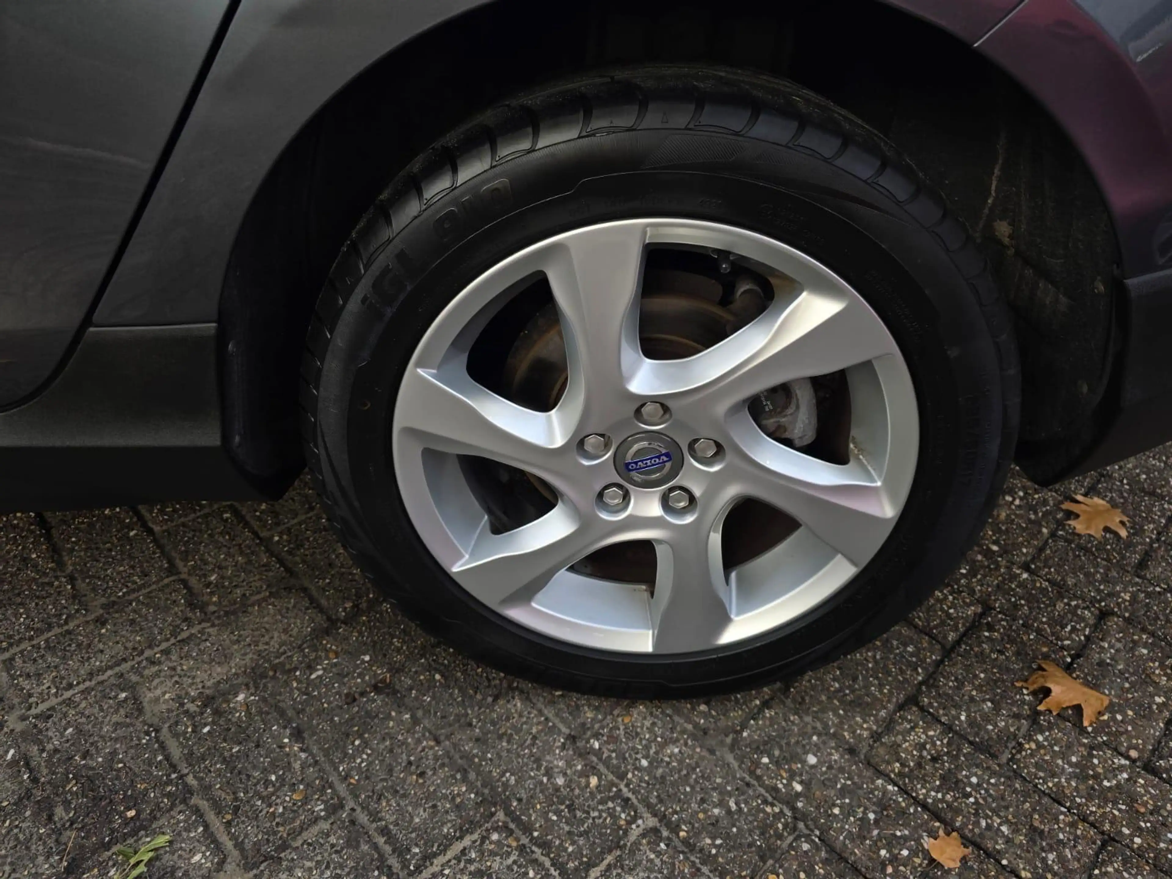 Volvo V40 Cross Country 1.6 T4 Momentum | NIEUWE APK | 3\6 OF 12 MND GARAN — photo 15
