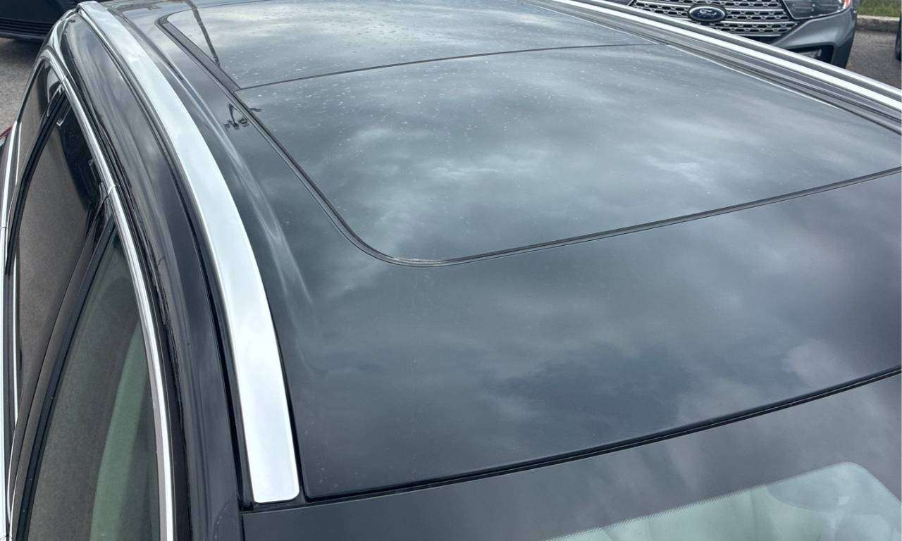 2023 Volvo XC60 T8 ULTIMATE BRIGHT THEME PLUG-IN CRUISE ADAPT CUIR alt 5