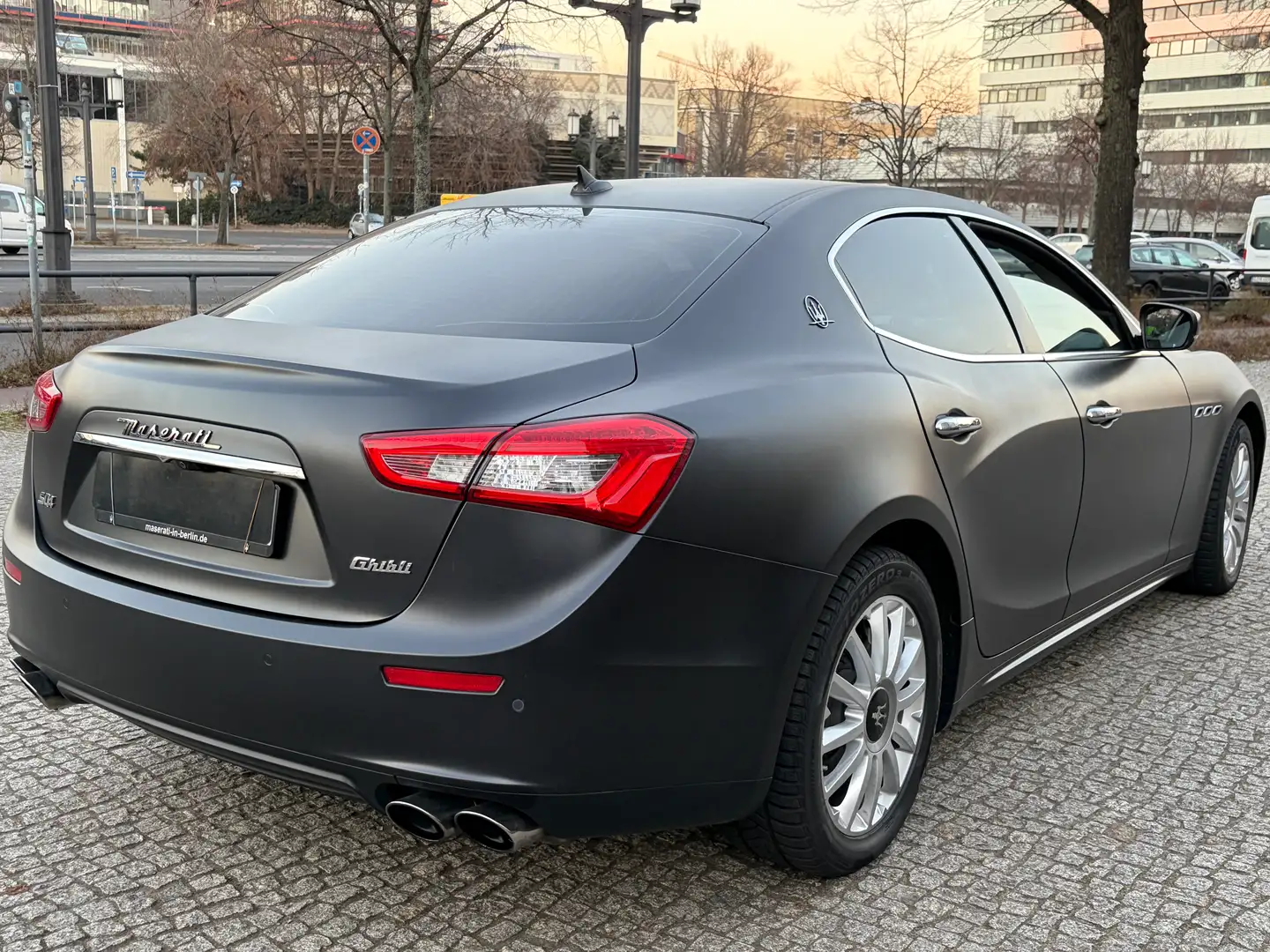 Maserati Ghibli Ghibli Automatik S Q4 Schwarz - 2