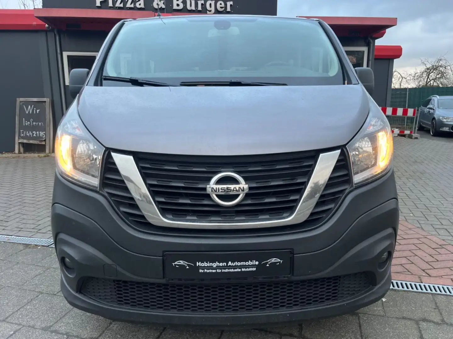 Nissan NV300 9-Sitzer PREMIUM*Navi*Keyless-Go*Kamera* Gri - 2
