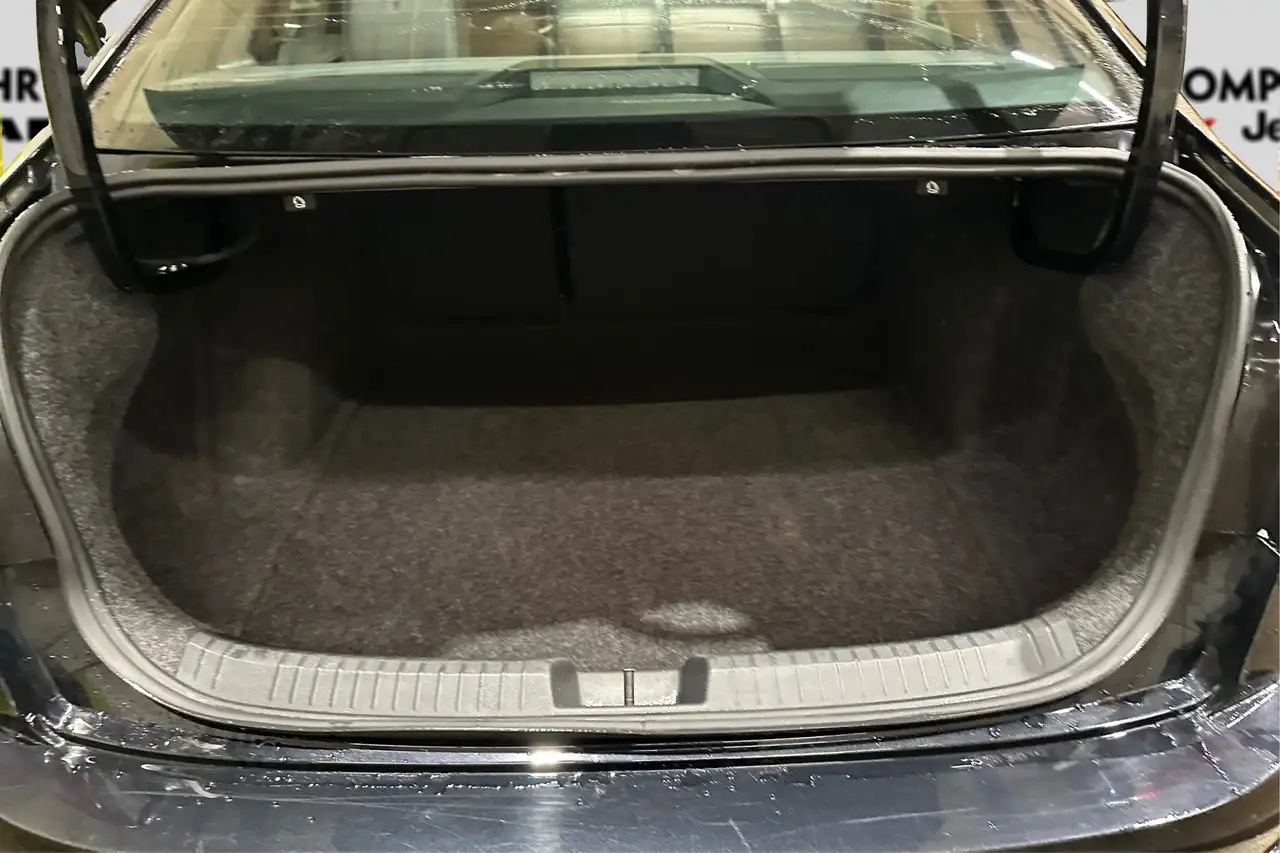 Volkswagen Jetta снимка Volkswagen Jetta