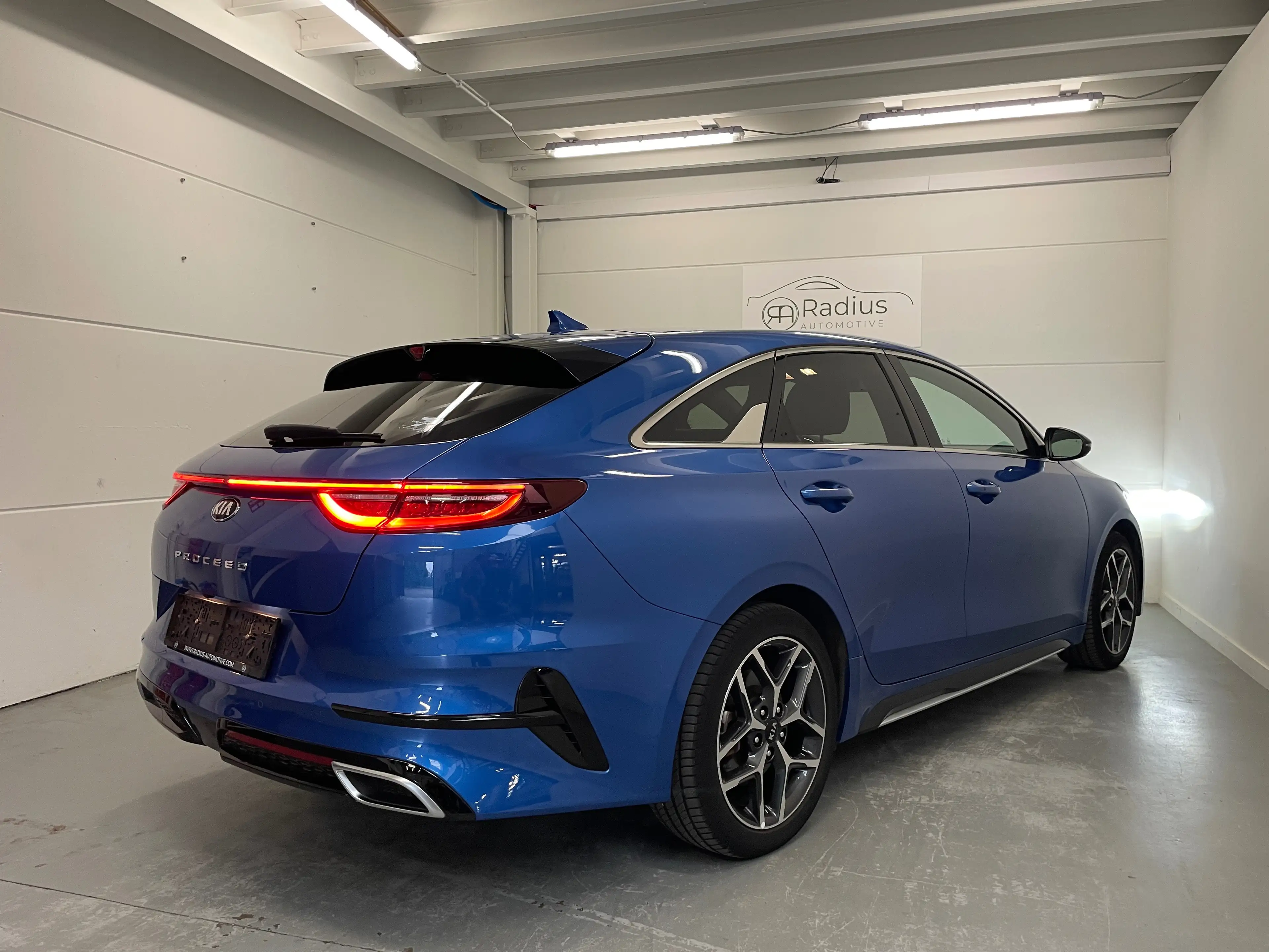 Kia ProCeed / pro_cee'd ProCeed 1.5 T-GDi GT-Line ISG GT-Line — photo 3