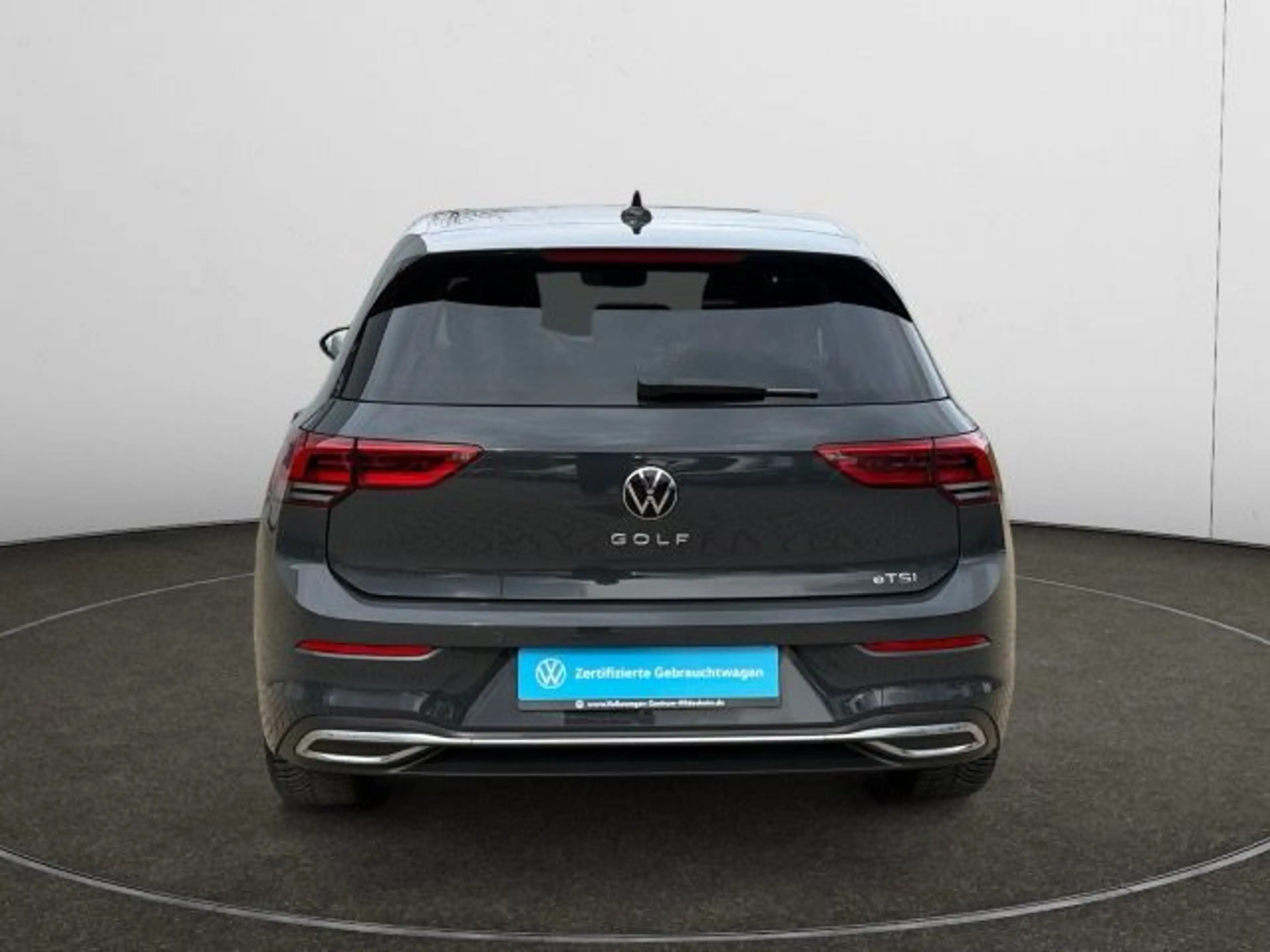 Volkswagen Golf VIII 1.0 eTSI DSG Move Navi,AHK,Pano — photo 4