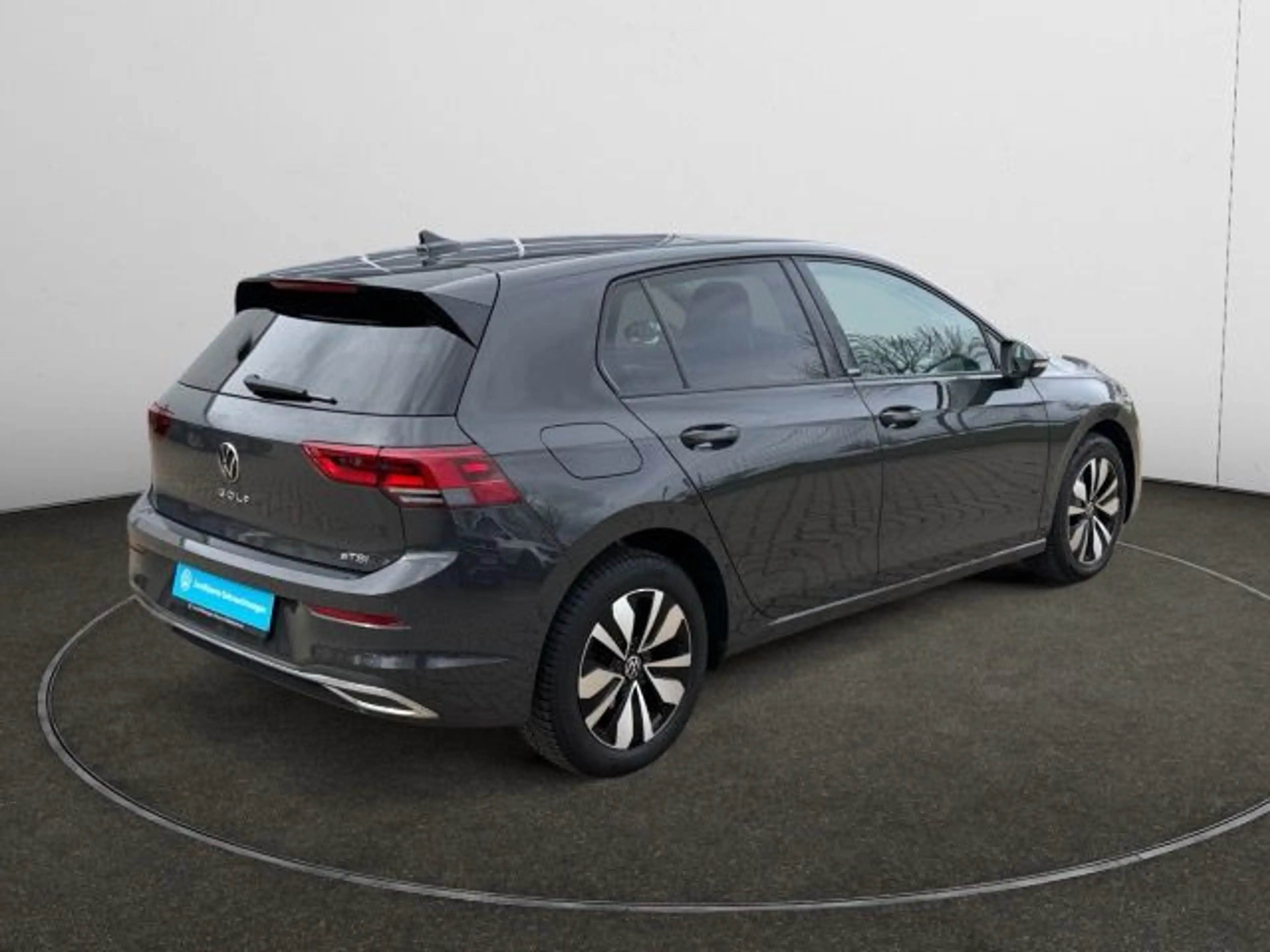 Volkswagen Golf VIII 1.0 eTSI DSG Move Navi,AHK,Pano — photo 5