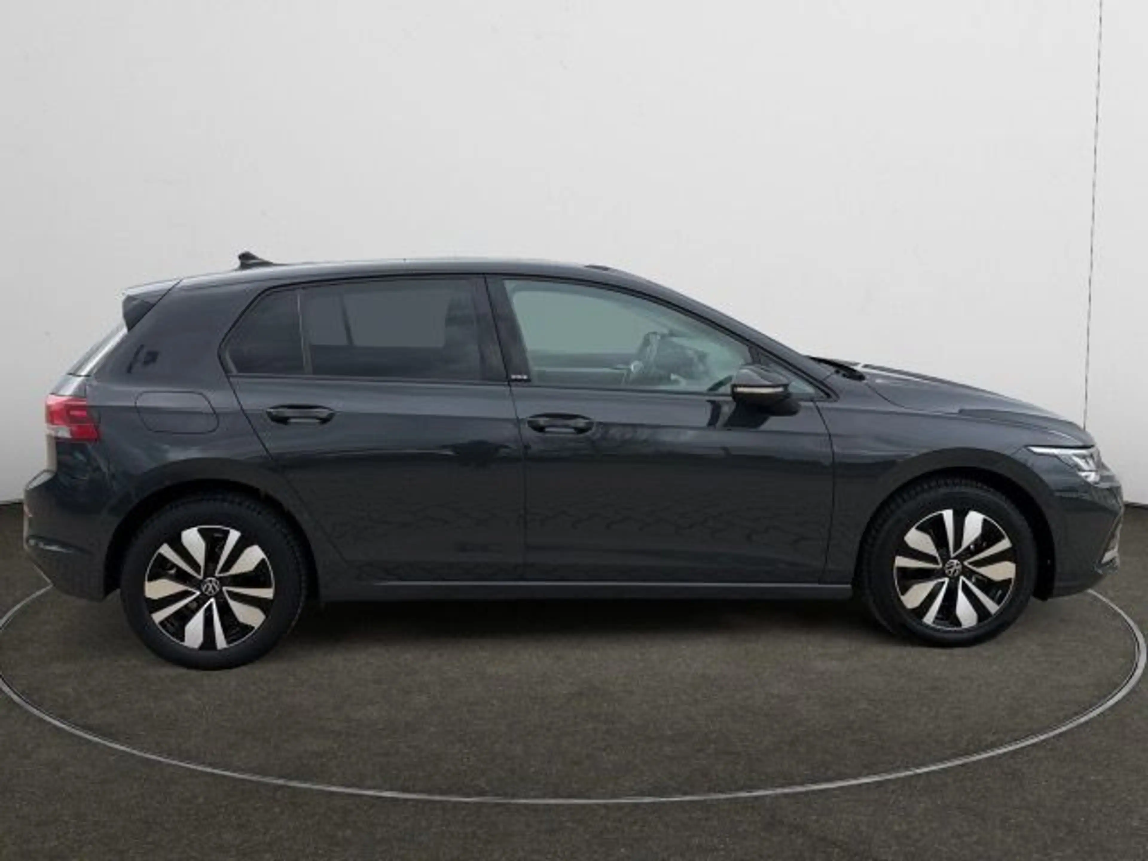 Volkswagen Golf VIII 1.0 eTSI DSG Move Navi,AHK,Pano — photo 6