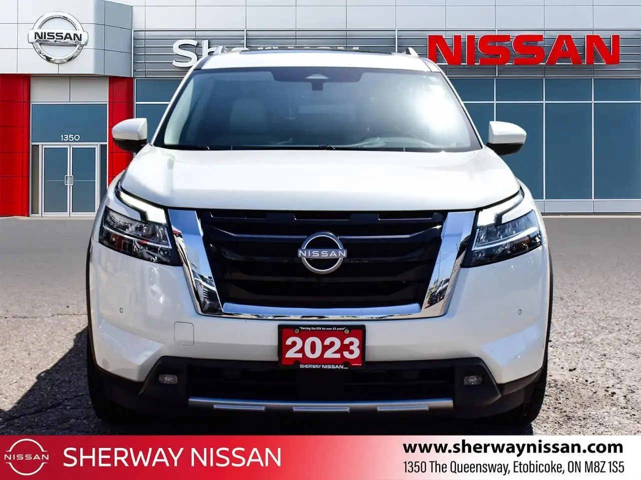Nissan Pathfinder photo Nissan Pathfinder