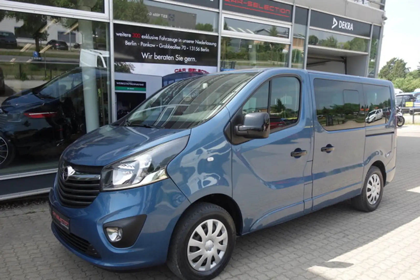 Opel Vivaro 1,6 CDTI Life 2sTÜR/LIEGEPAKET/BETT/STDHZG Blau - 1
