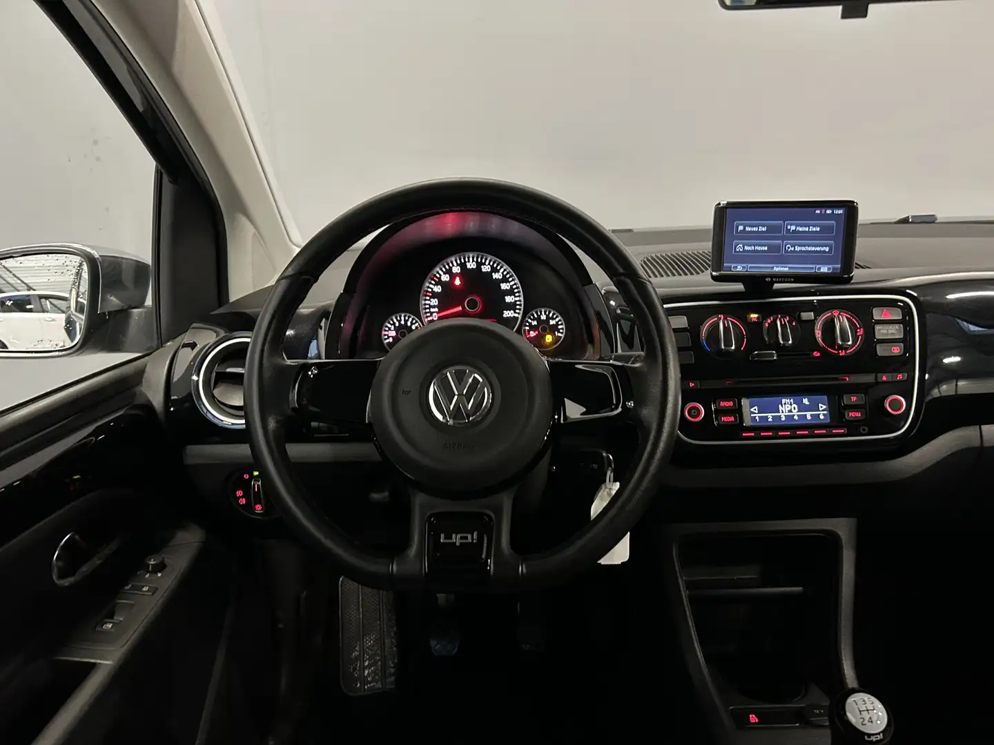 Volkswagen up! 1.0 high up! 75pk | Airco|Navi |Nwe APK Noir - 2