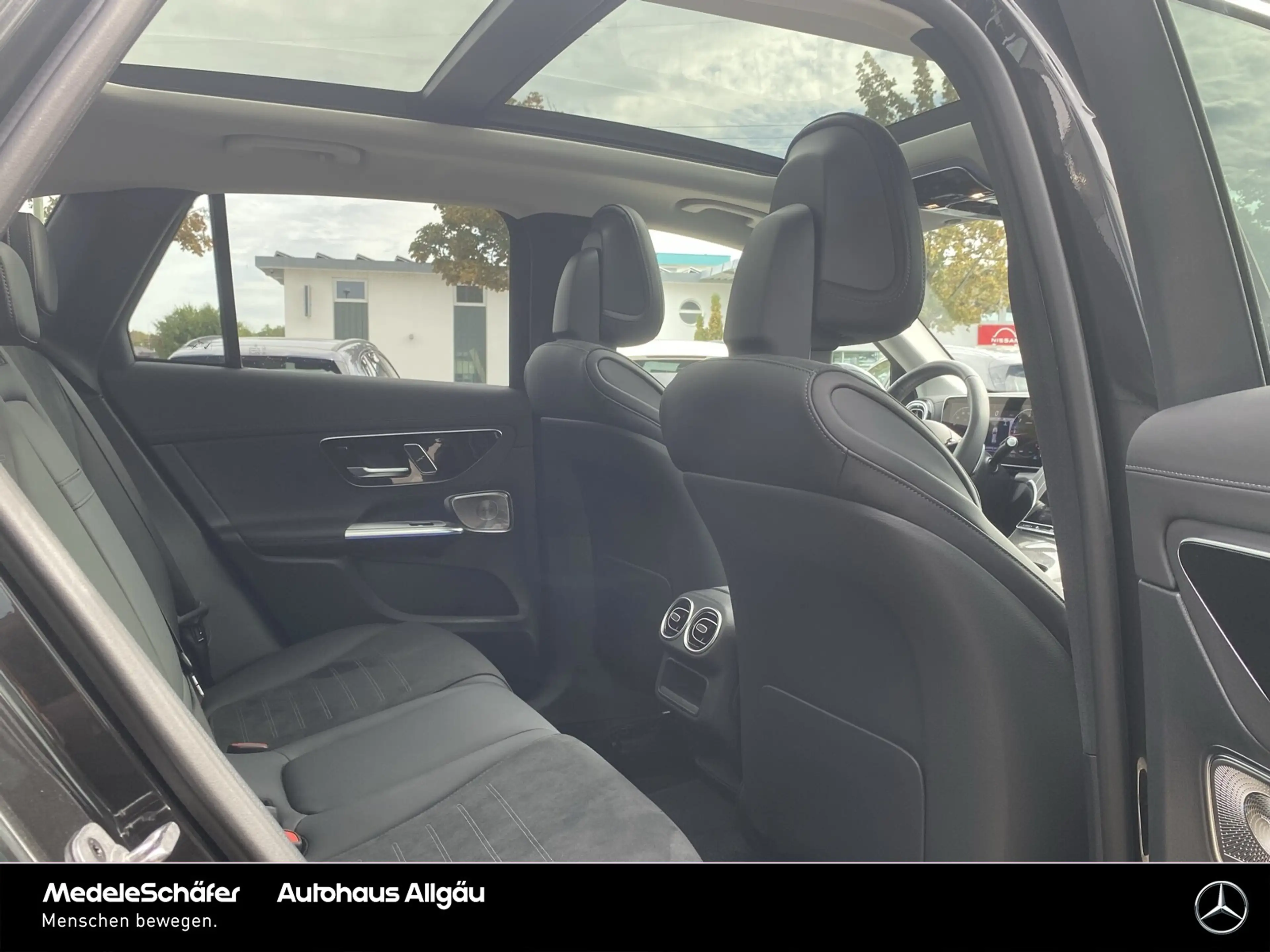 Mercedes-Benz GLC 220 GLC 220 d 4M AMG AHK Distro Memo 360° Burm Digit — photo 12