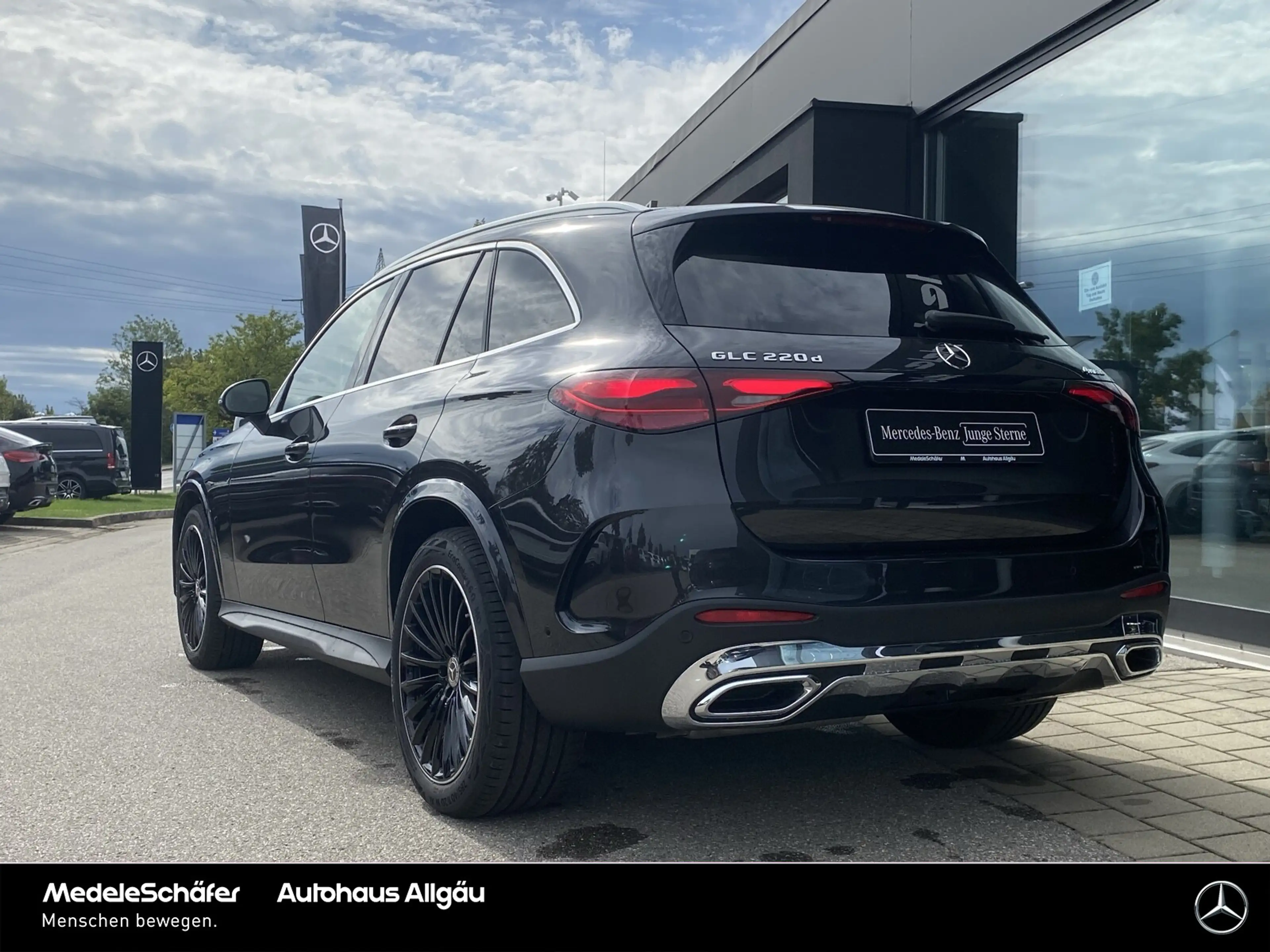 Mercedes-Benz GLC 220 GLC 220 d 4M AMG AHK Distro Memo 360° Burm Digit — photo 3