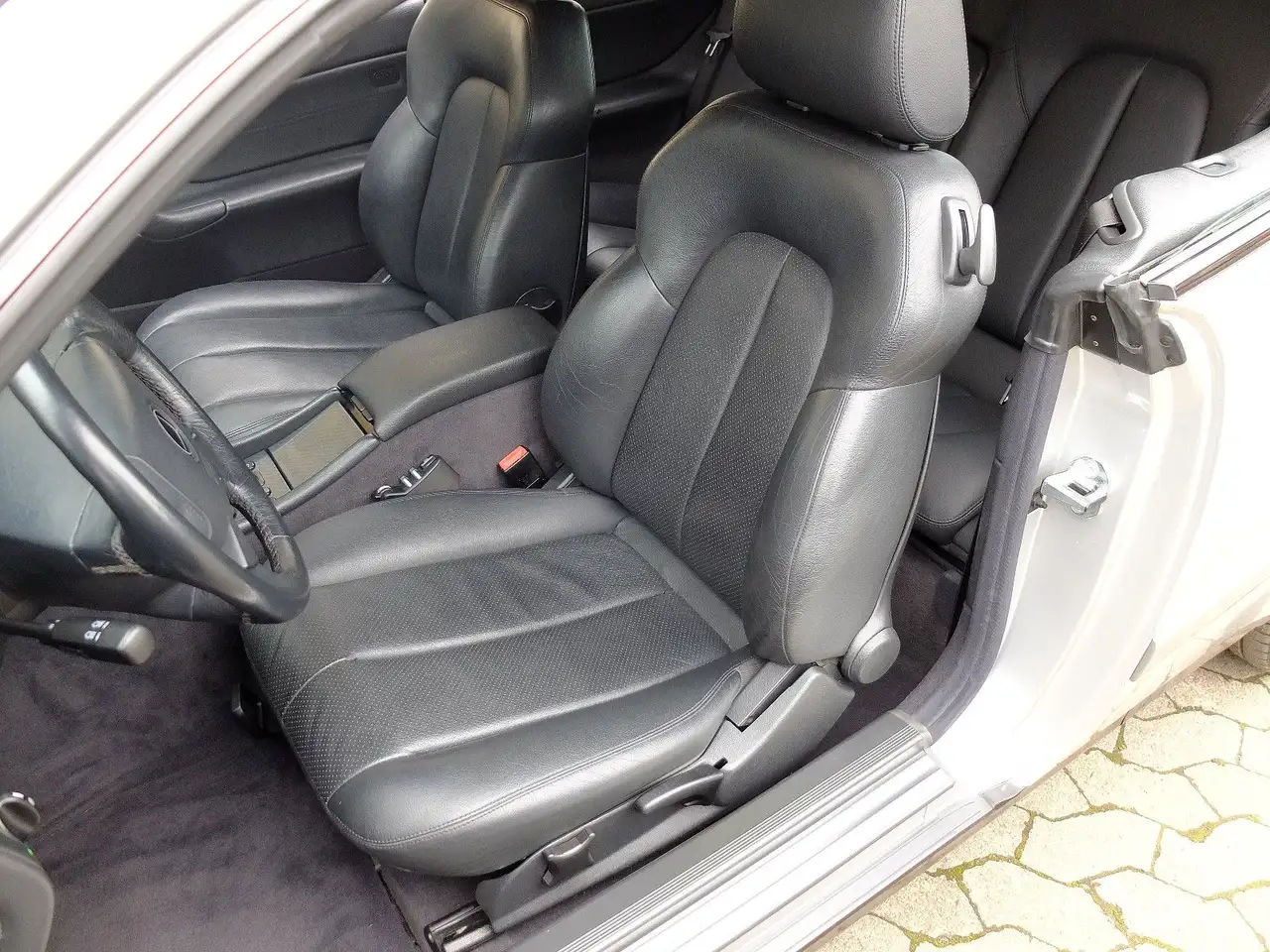 Mercedes-Benz CLK 230 Sport - Makellos - Klima - Xenon - usw, foto 10