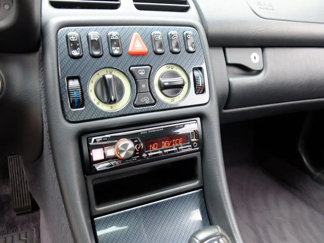 Mercedes-Benz CLK 230 Sport - Makellos - Klima - Xenon - usw, foto 9