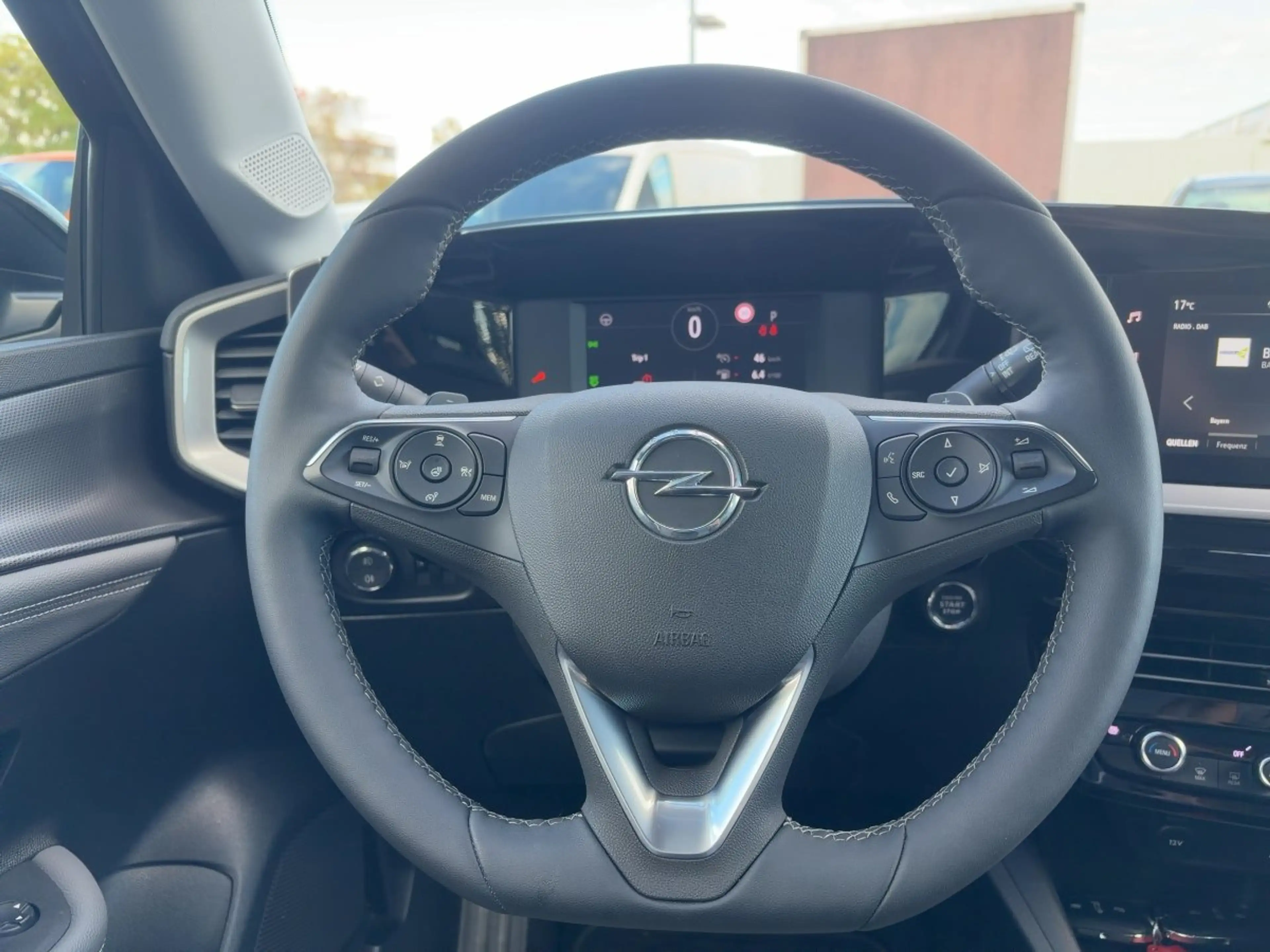 Opel Mokka 1.2 Elegance AUT+Fernlichtass.+Kam.+KlimaA — photo 12