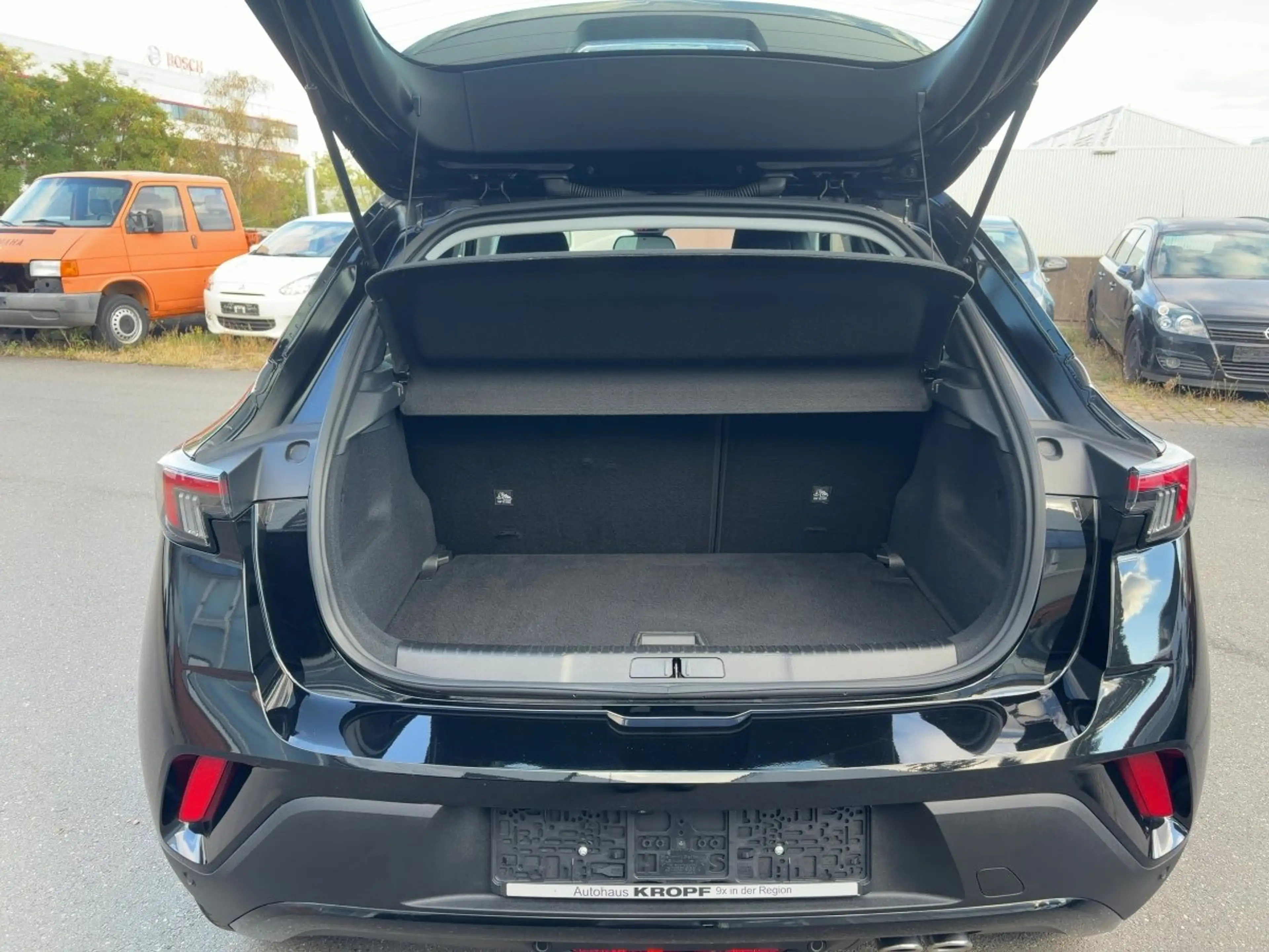 Opel Mokka 1.2 Elegance AUT+Fernlichtass.+Kam.+KlimaA — photo 8