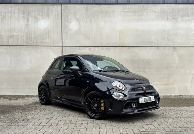 Abarth 695 Competizione*SABELT*Carbon*BEATS*1 Owner*