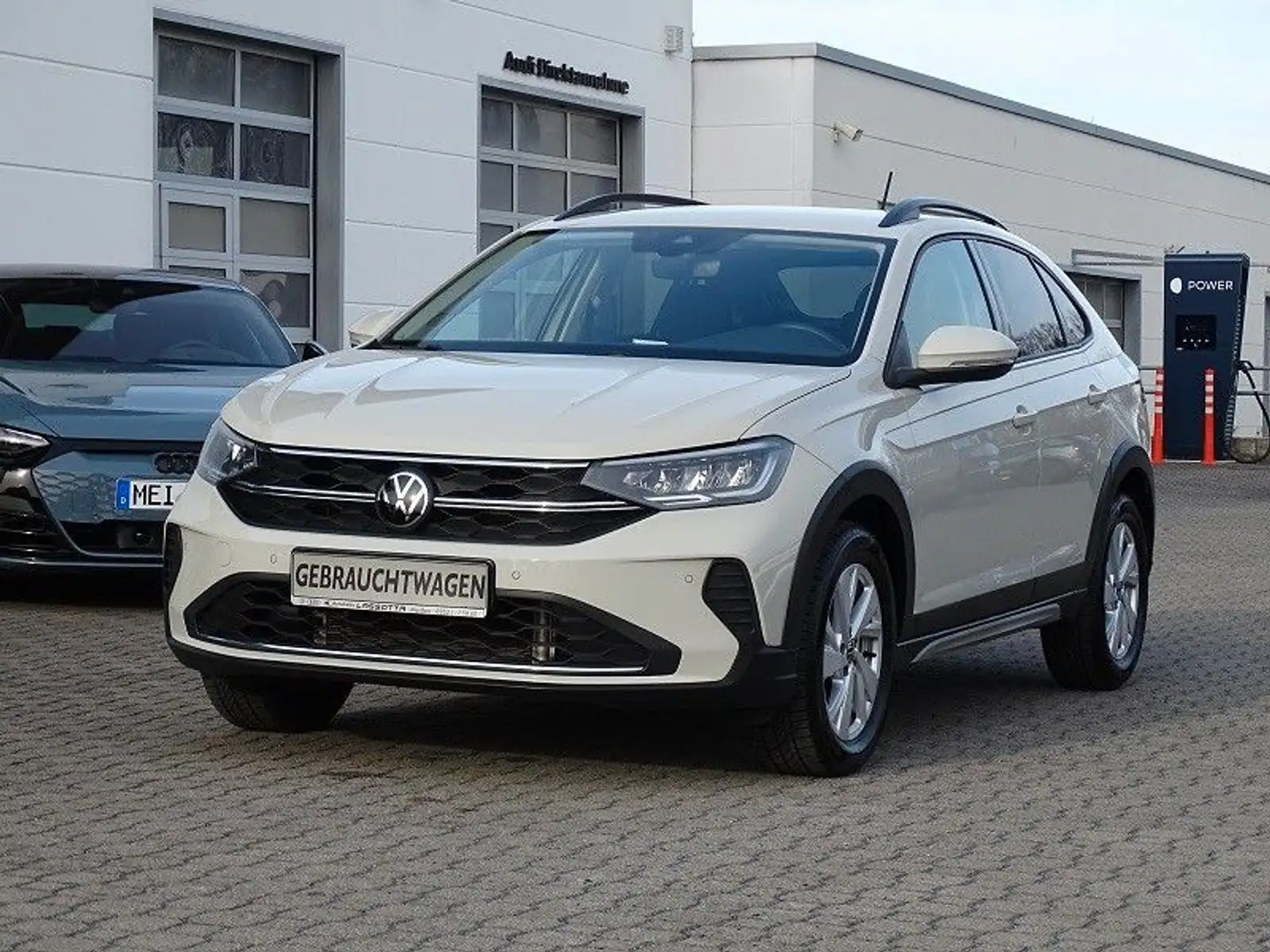 Volkswagen Taigo 1.0 TSI DSG Life - LED / NAVI / AHZV Gris - 1