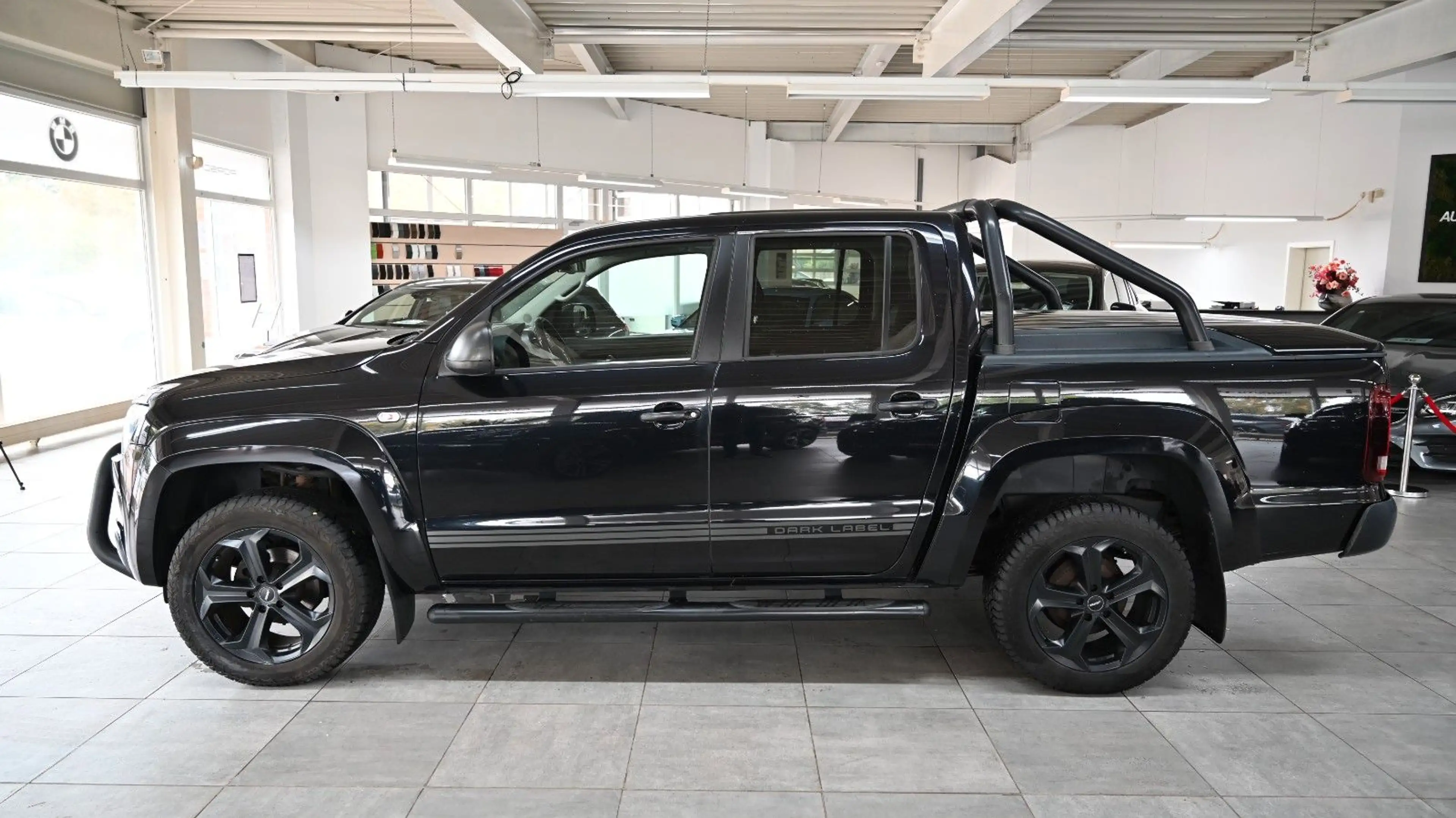 Volkswagen Amarok Dark Label DoubleCab *NAVI*TOP — photo 3