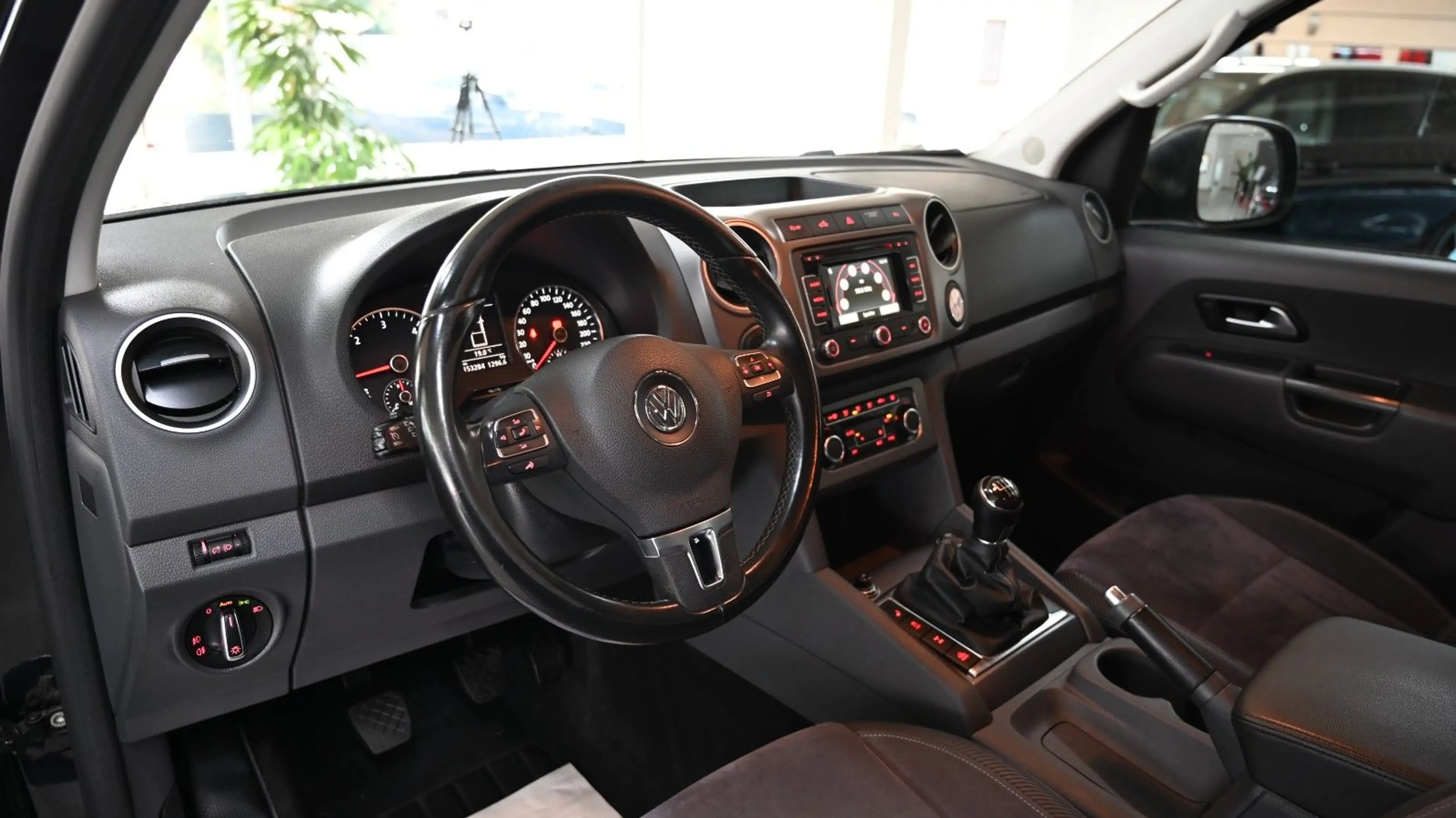 Volkswagen Amarok Dark Label DoubleCab *NAVI*TOP — photo 13