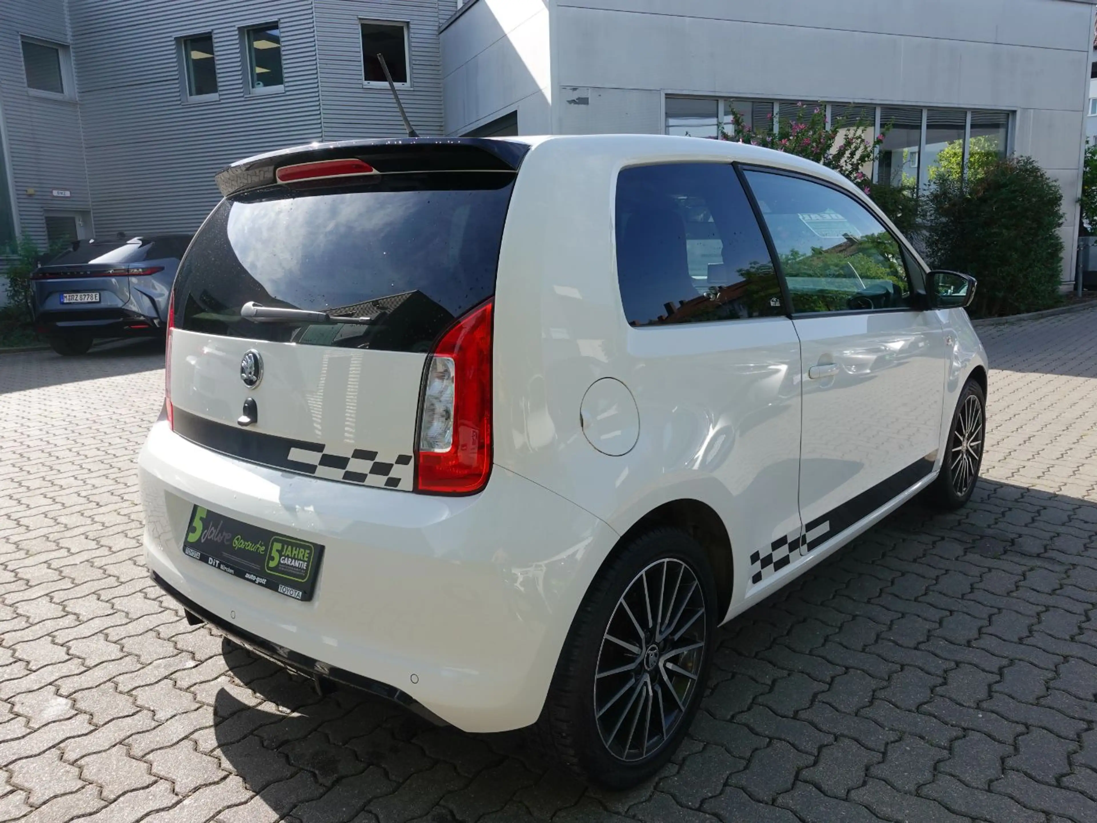 Skoda Citigo 1.0 Monte Carlo LM PDC SHZ Sportp. elSitz — photo 7