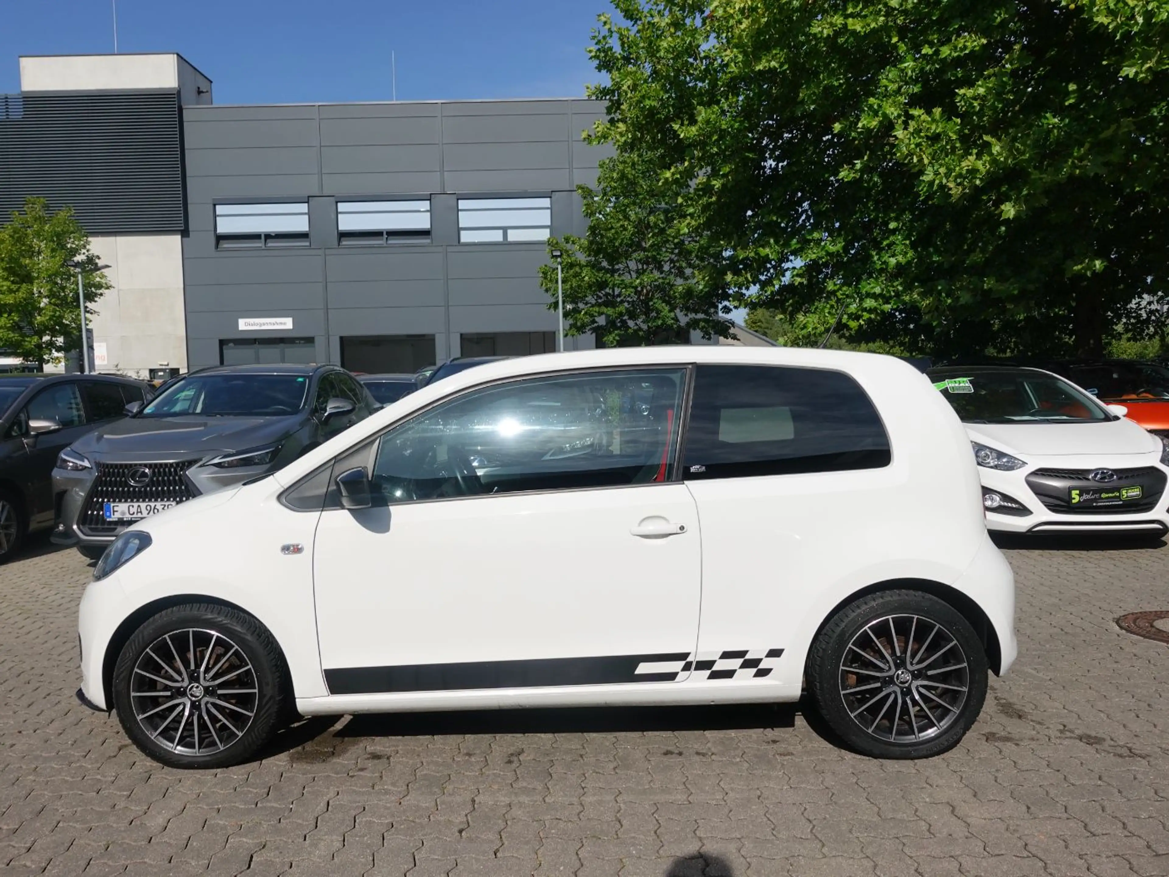 Skoda Citigo 1.0 Monte Carlo LM PDC SHZ Sportp. elSitz — photo 3