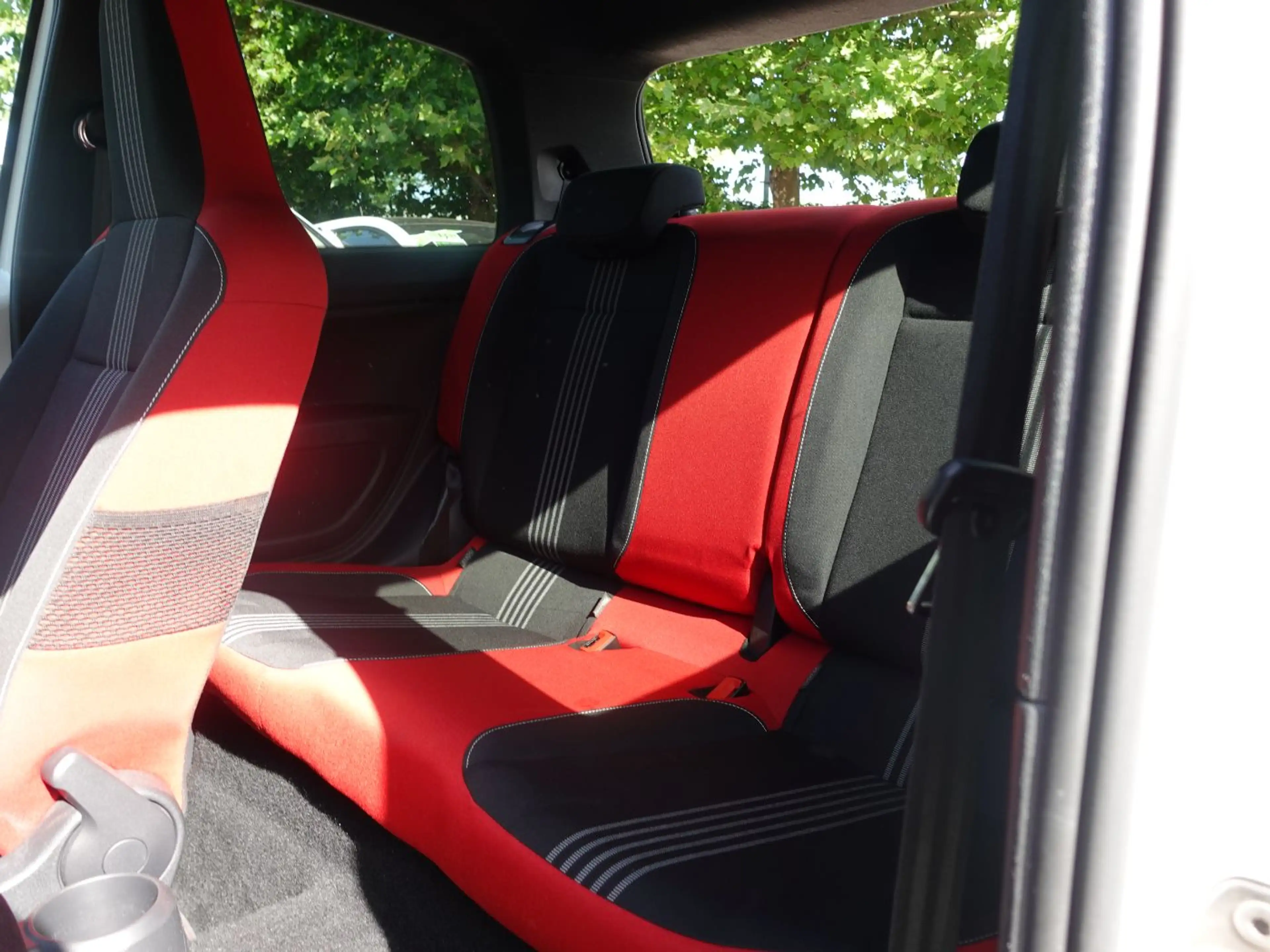 Skoda Citigo 1.0 Monte Carlo LM PDC SHZ Sportp. elSitz — photo 13