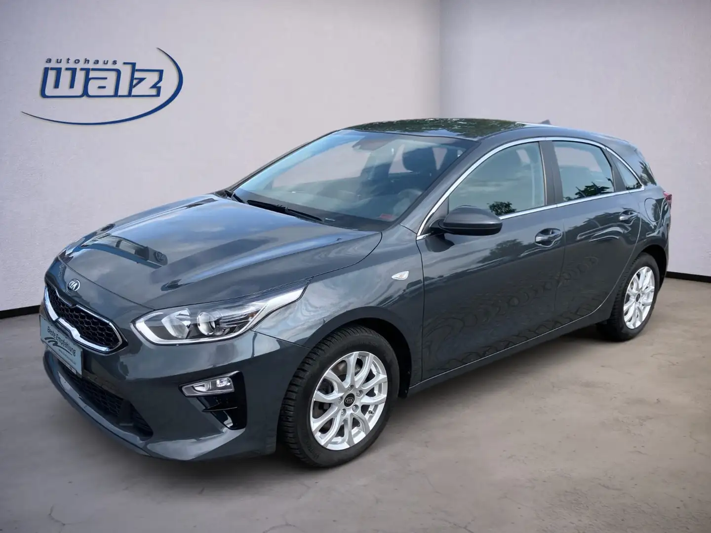 Kia Ceed / cee'd Ceed Kombi Vision 1.4 T-GDI Automatik Grau - 1
