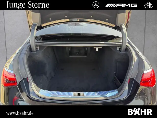 Mercedes-Benz S-Class view 10
