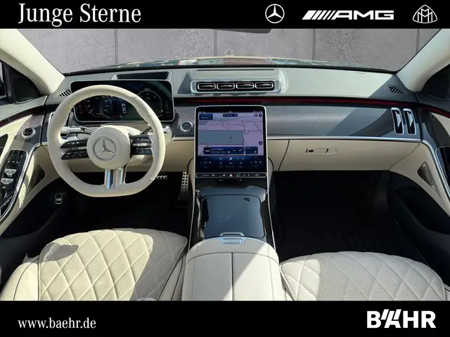 Mercedes-Benz S-Class view 4