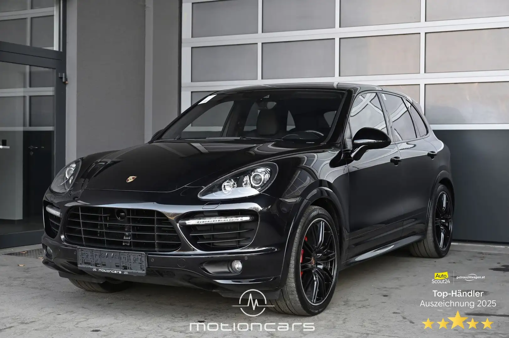 Porsche Cayenne GTS 4.8 V8 EXP € 27.580,- Schwarz - 1
