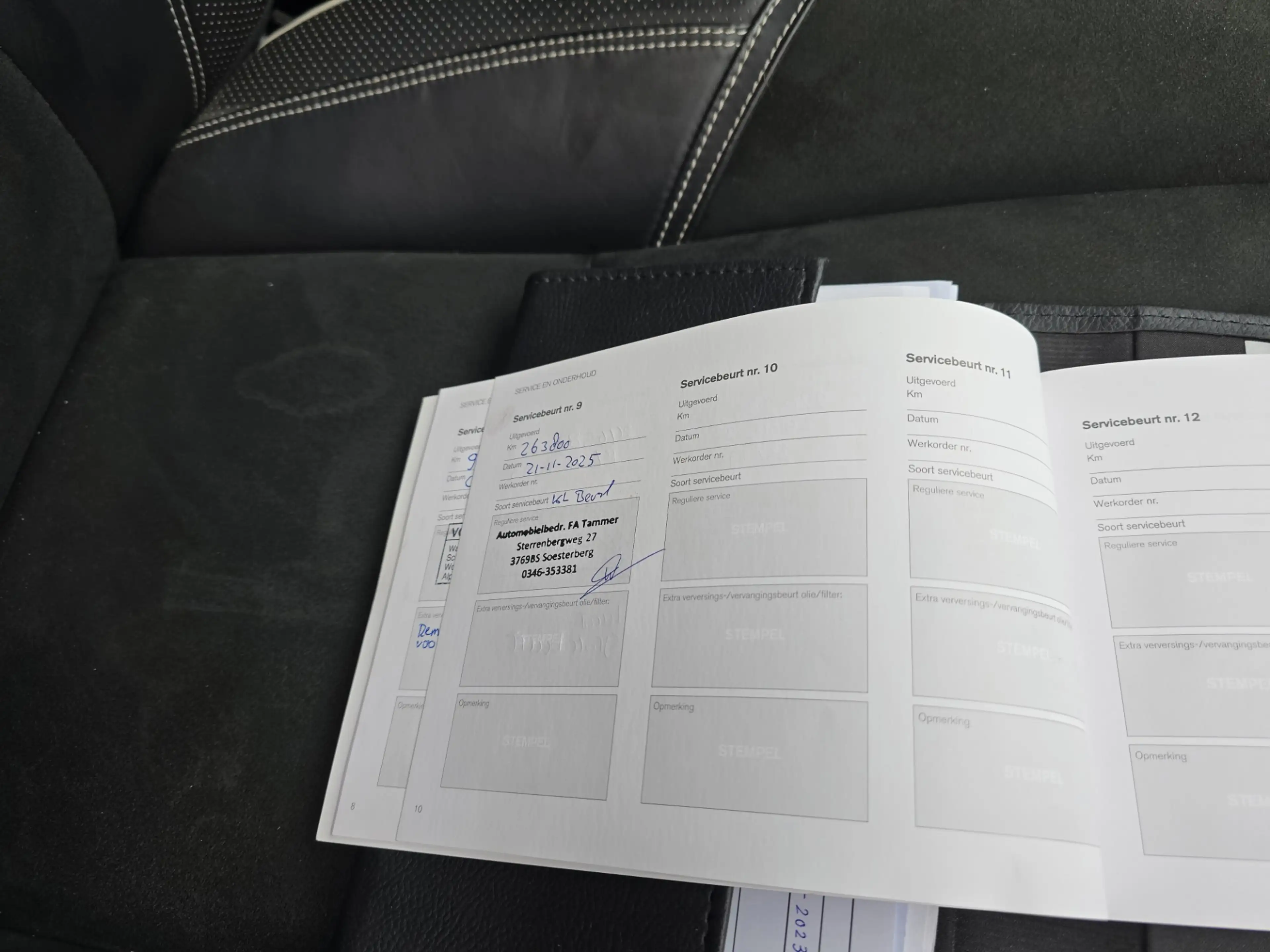 Volvo V40 2.0 D2 R-Design Business — photo 23