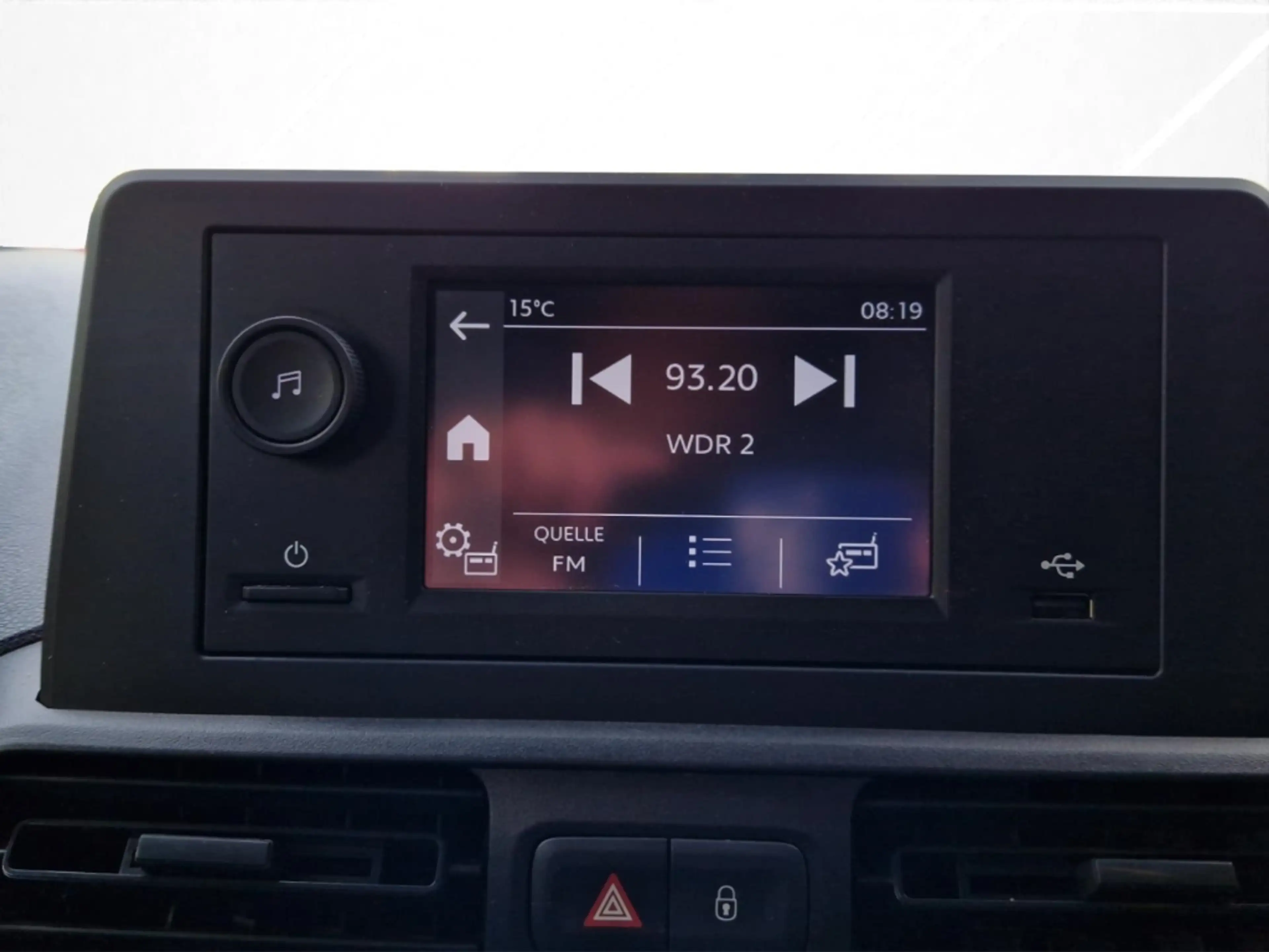 Opel Combo-e Cargo Basis XL PDC Klimaautom Musikstreaming DAB F — photo 14