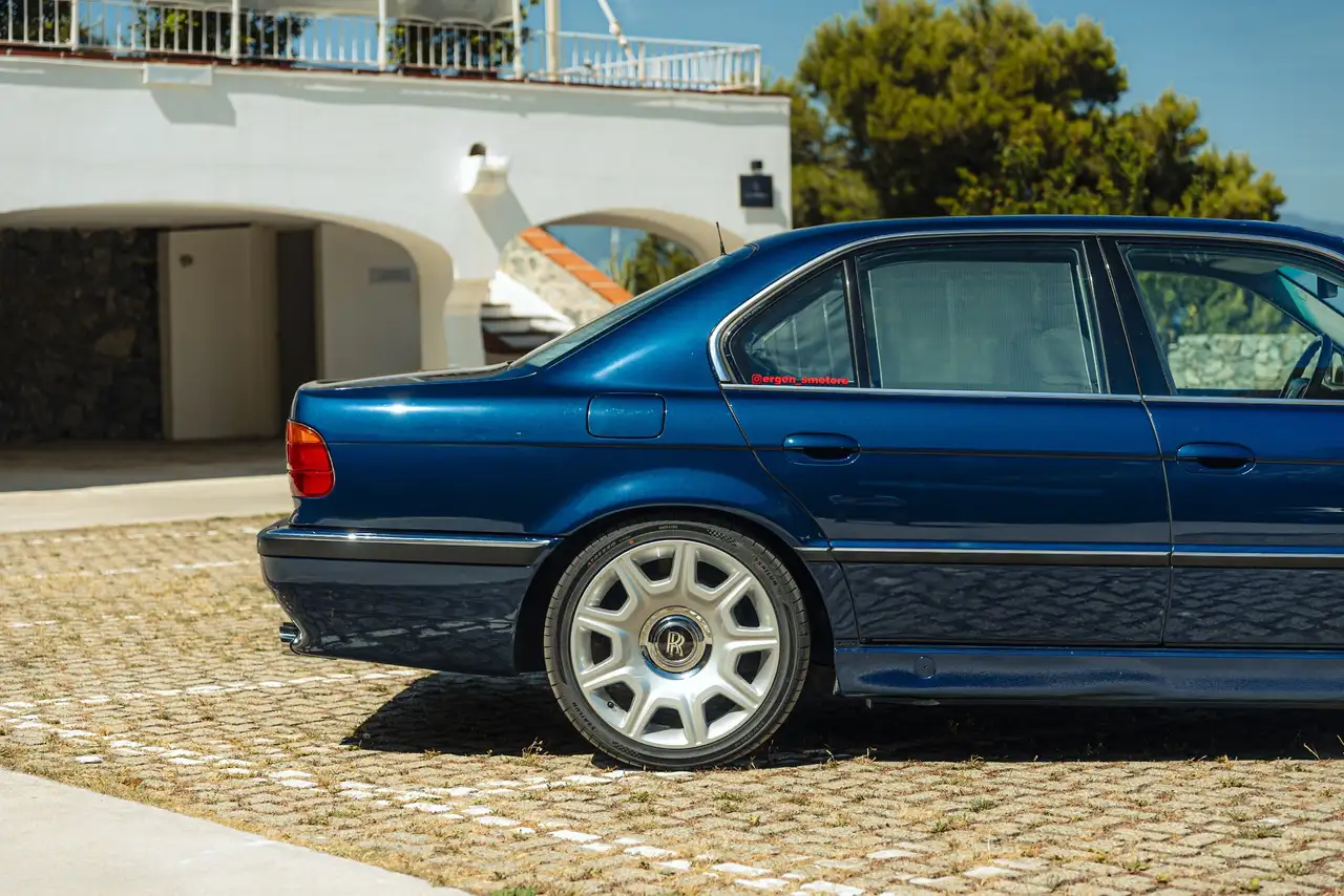 BMW 750iA, foto 8