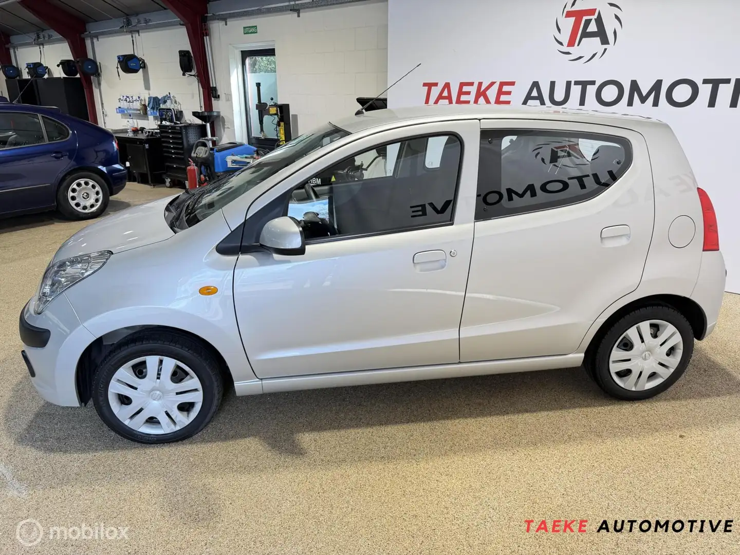 Nissan Pixo 1.0 Look Airco/Nap/Apk Grau - 2