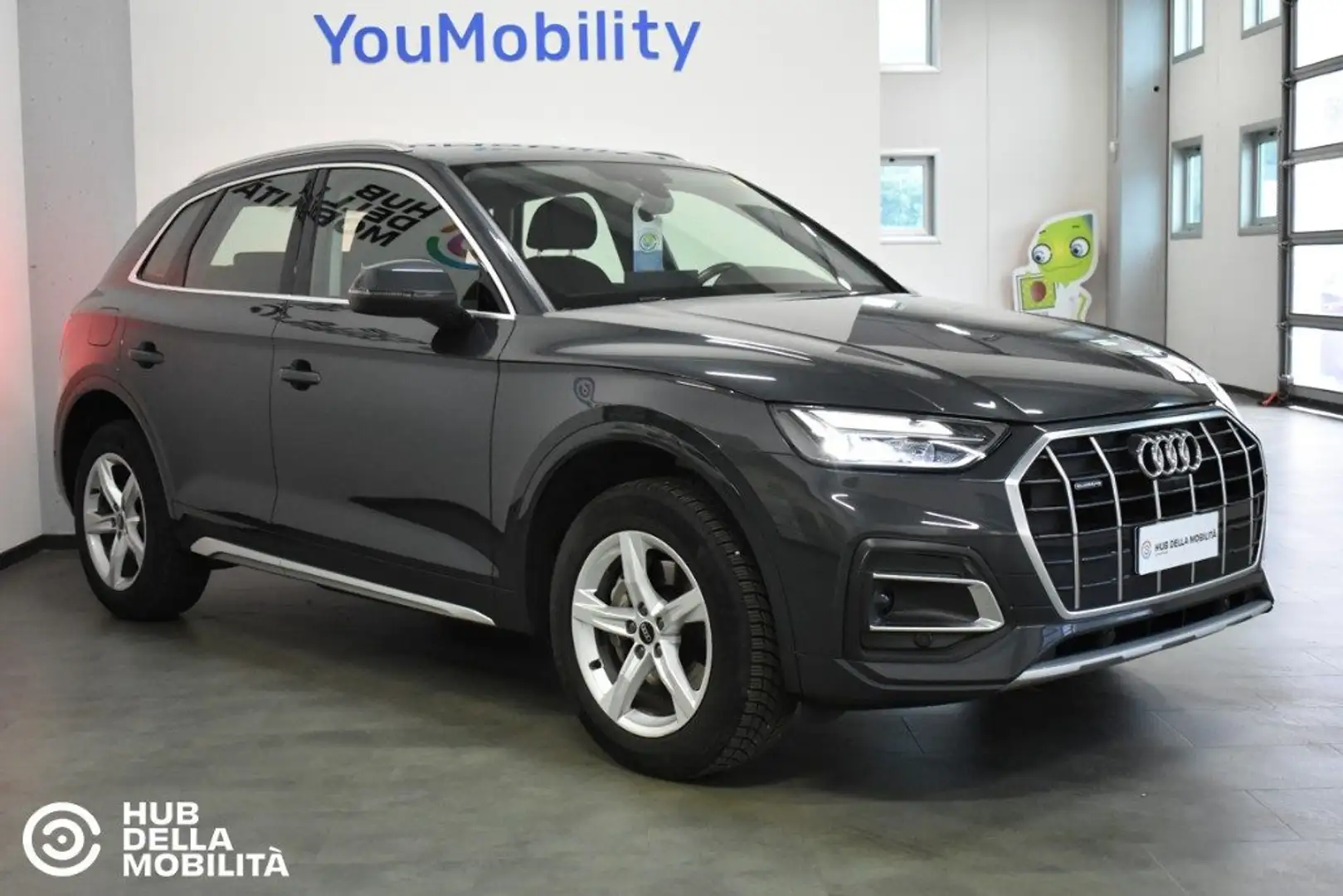 Audi Q5 40 TDI 204 CV quattro S tronic Business Advanced Gris - 2