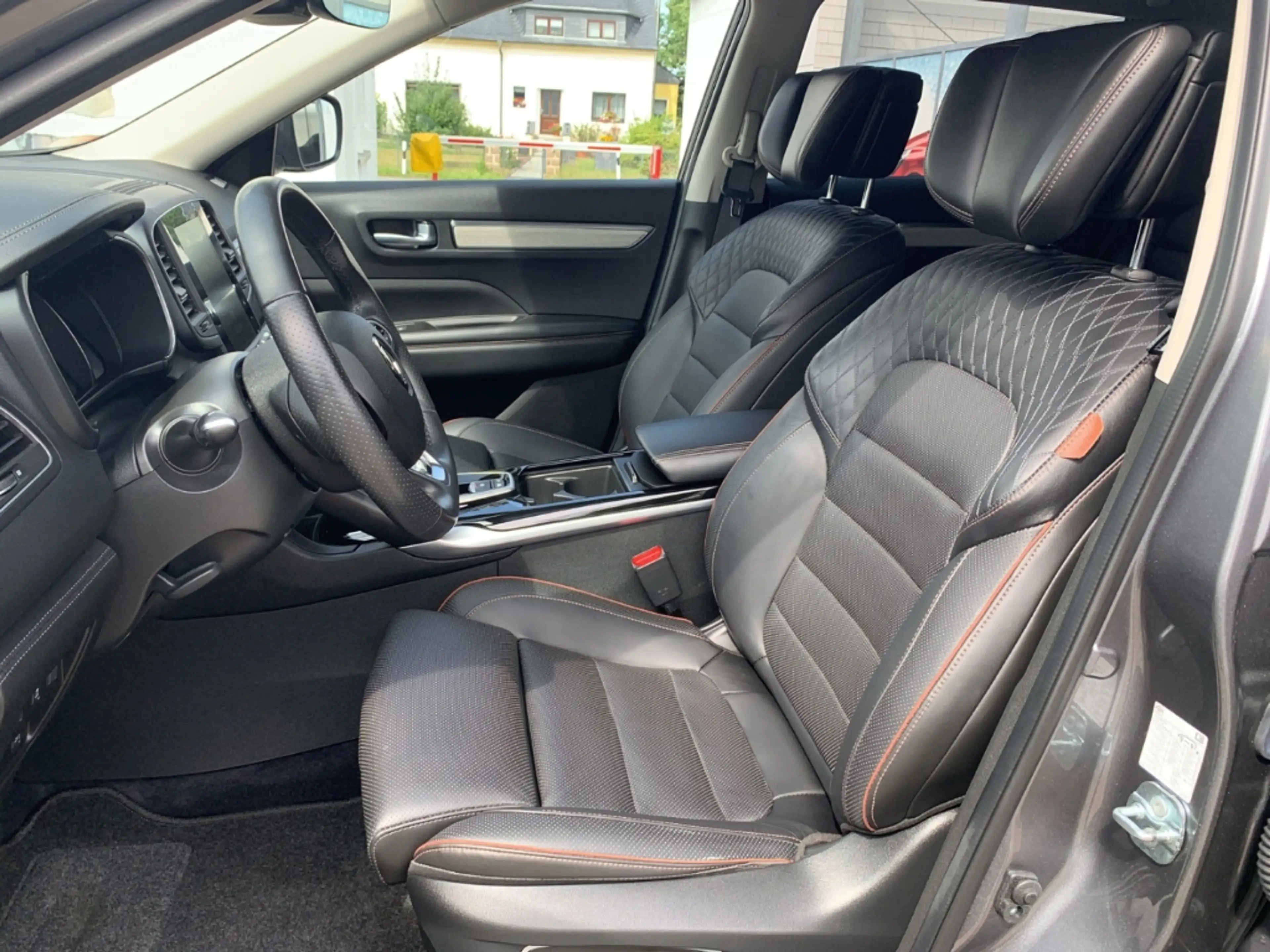 Renault Koleos INITIALE PARIS dCi 185 4WD X-TRONIC Initiale Paris — photo 9