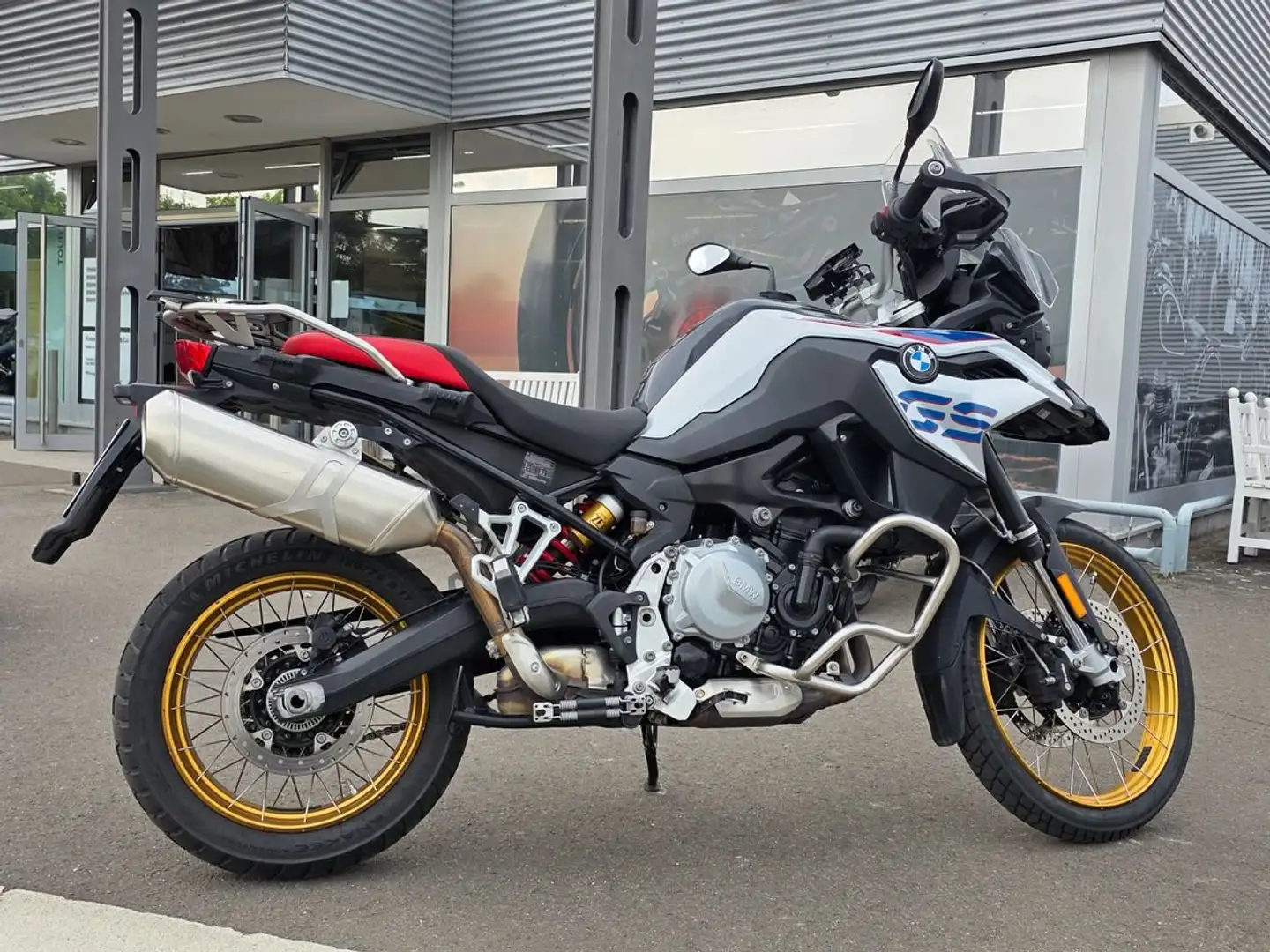BMW F 850 GS 4 Pakete, Inspektion neu, Top-Ausstatt, opt.Zubeh. Bílá - 1
