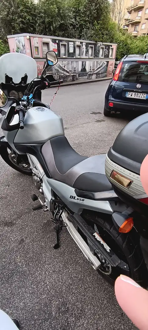 Suzuki V-Strom 650 Gri - 2