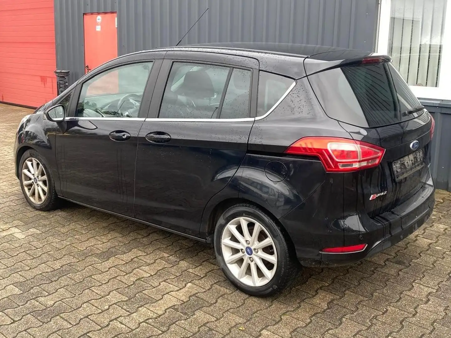 Ford B-Max Titanium Schwarz - 2