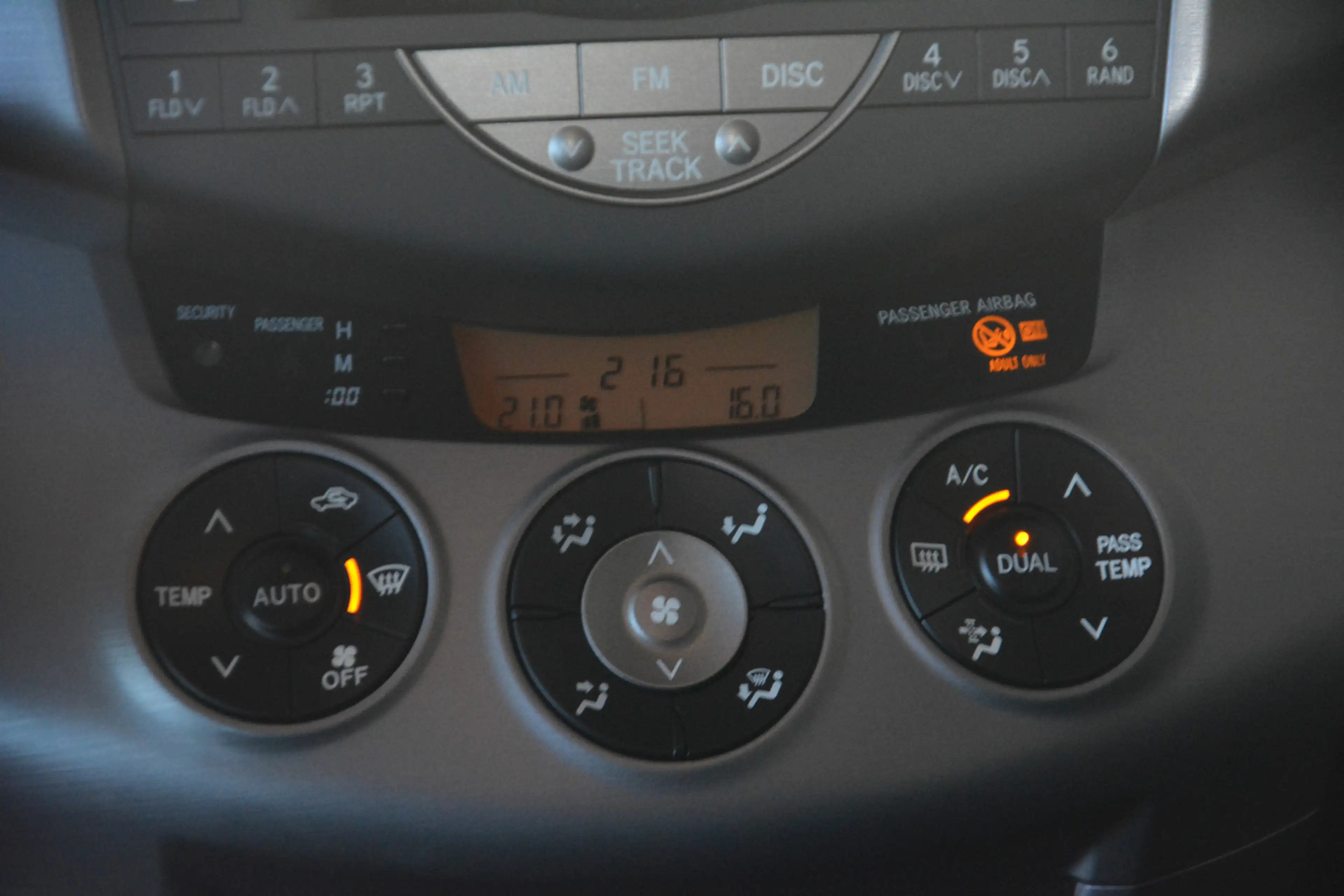 Toyota RAV 4 2.2 D4D Linea Sol 1e eigenaar 150899 NAP dealerond — photo 21