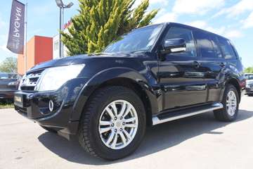 Pajero Wagon Inform 3,2 DI-D TD/NAVI/AHK/7SITZE