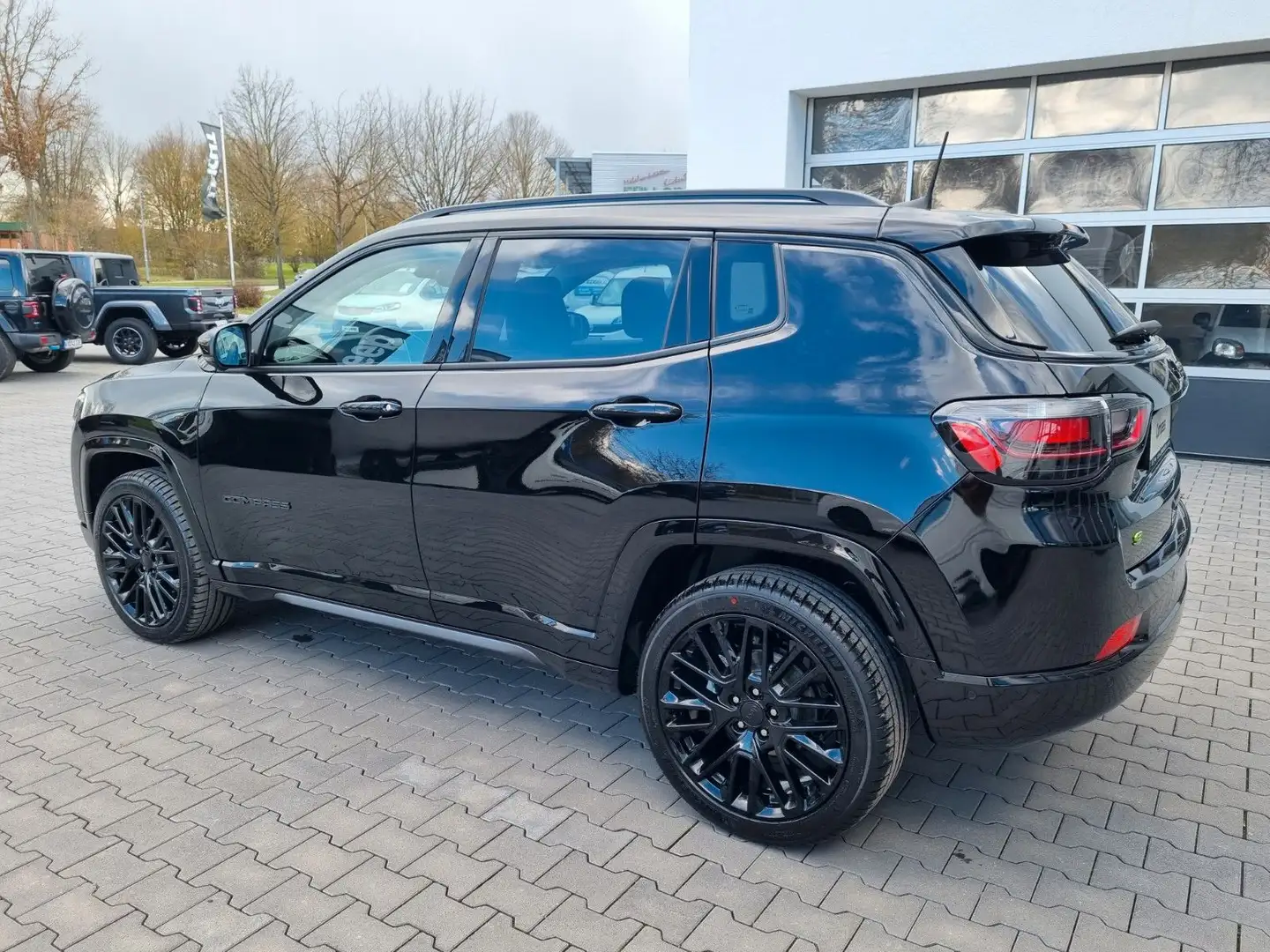Jeep Compass S MHEV  Panoramadach, RKF, LED Noir - 2