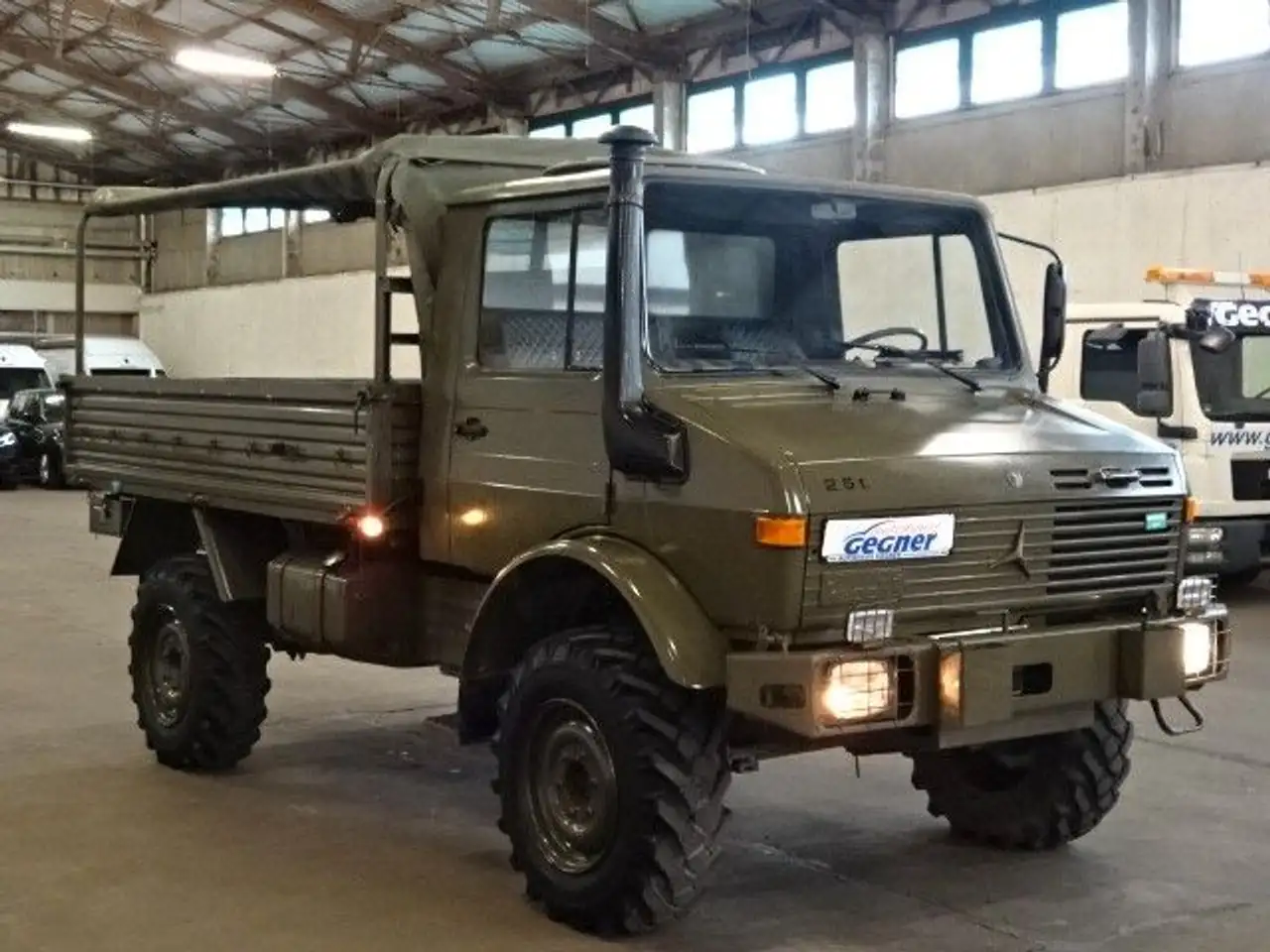 Mercedes-Benz Unimog U 1300 L Turbo OM 366 Pritsche 4x4, foto 7