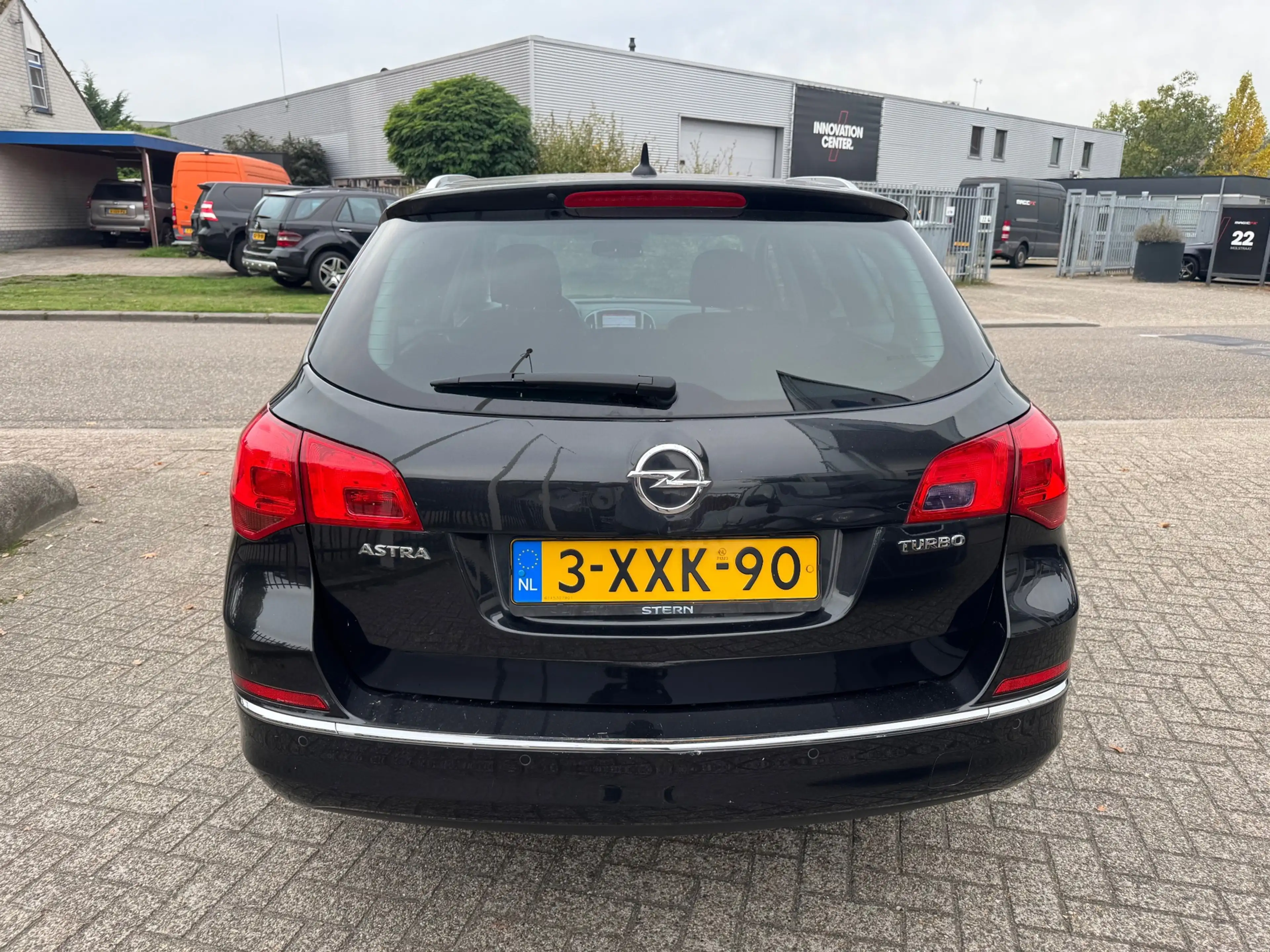 Opel Astra Sports Tourer 1.4 Turbo Business + Navi,Led,Pdc — photo 7