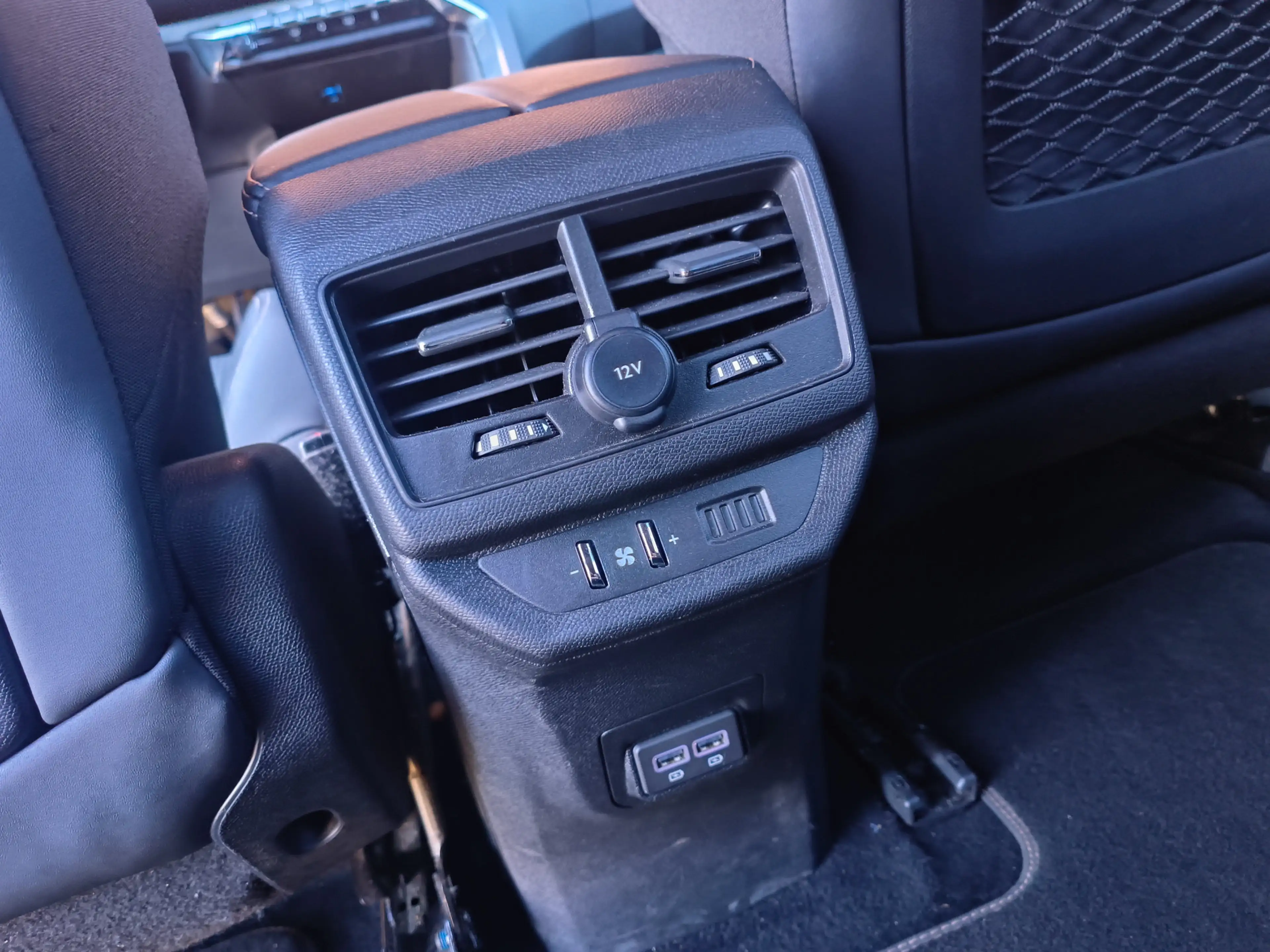 Peugeot 5008 1.2 PureTech GT AUTOMAAT 7 persoons Rijklaar “Sind — photo 22
