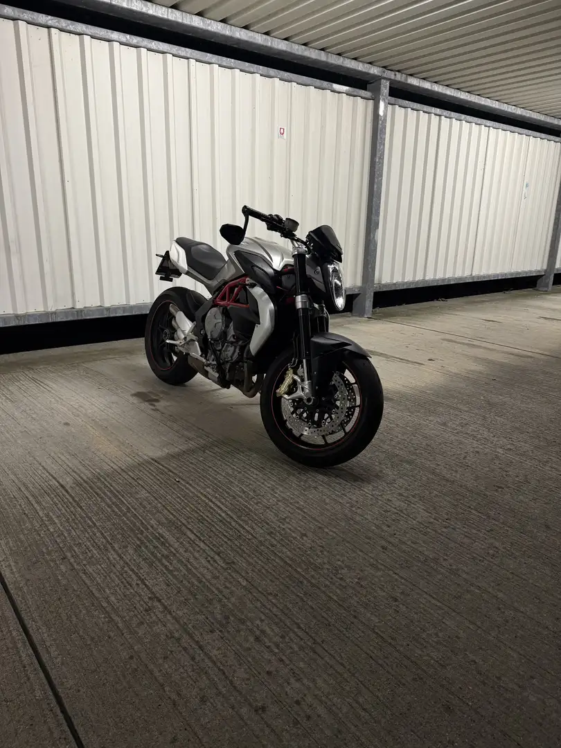 MV Agusta Brutale 800 - 2