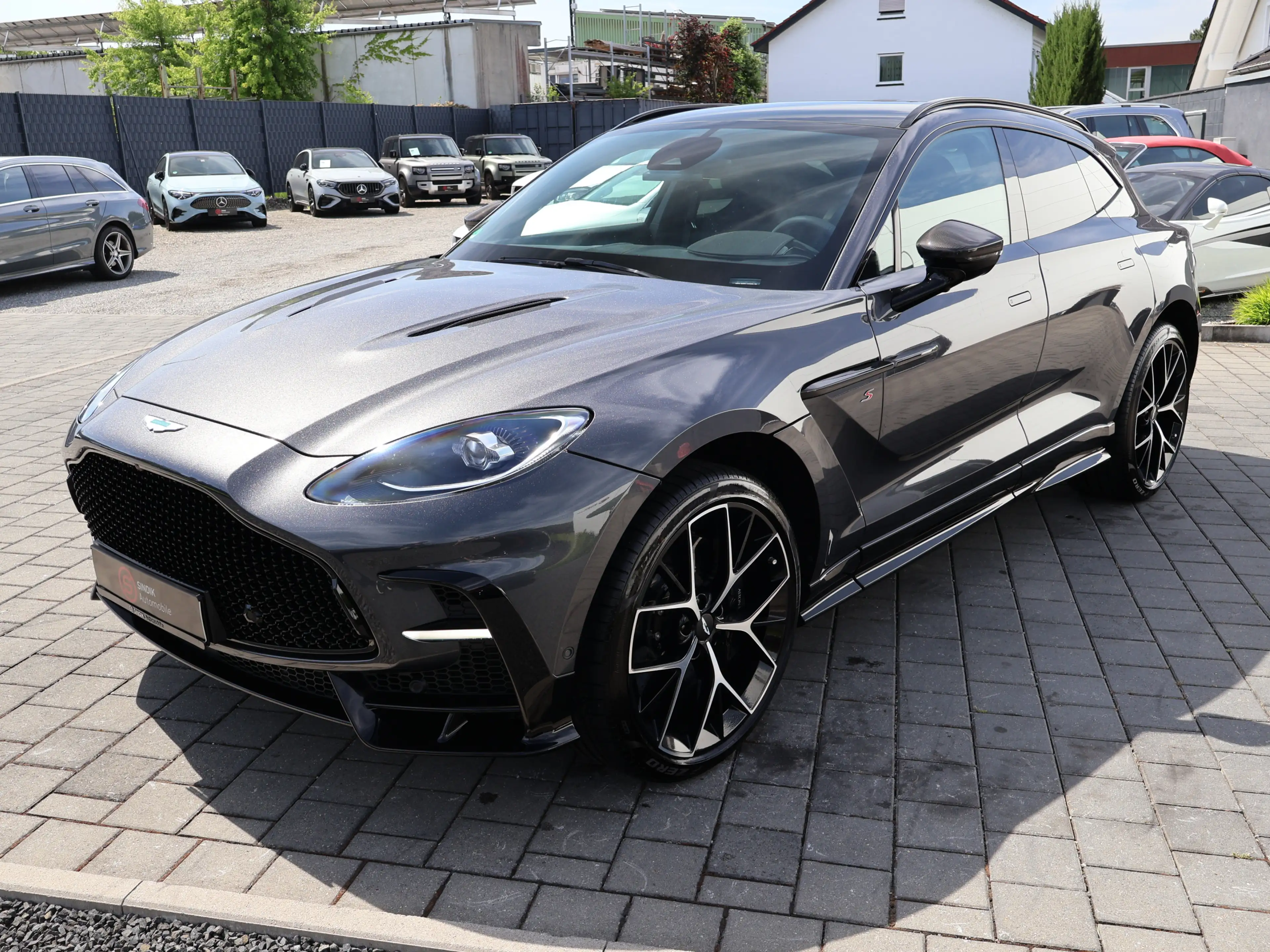 Aston Martin DBX s by -Q- Pano-Mesh Grill-ACC-360° — photo 5