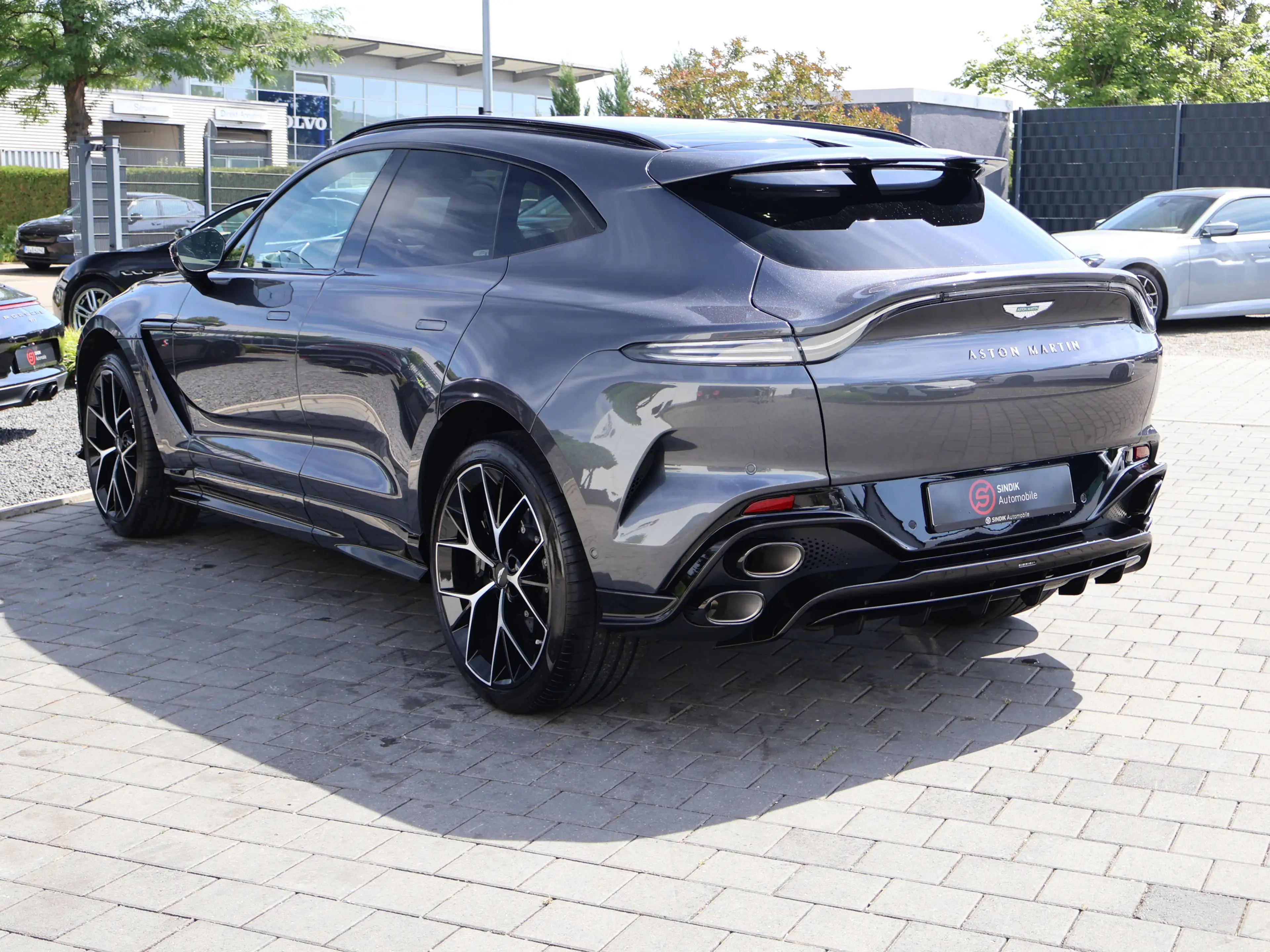 Aston Martin DBX s by -Q- Pano-Mesh Grill-ACC-360° — photo 7