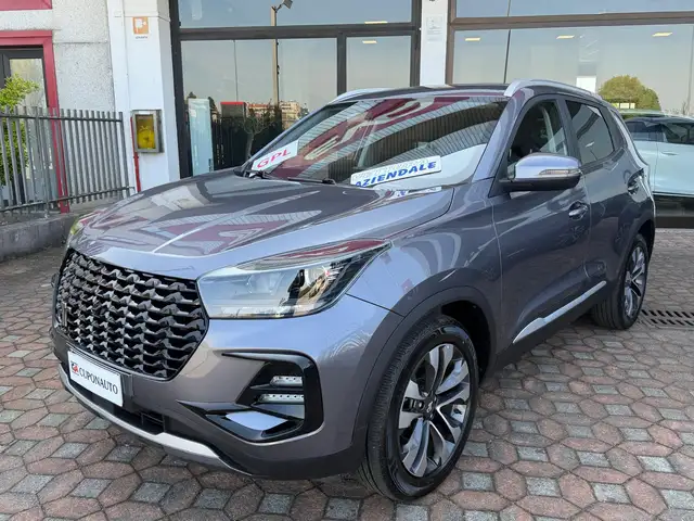 DR Automobiles DR5.0
