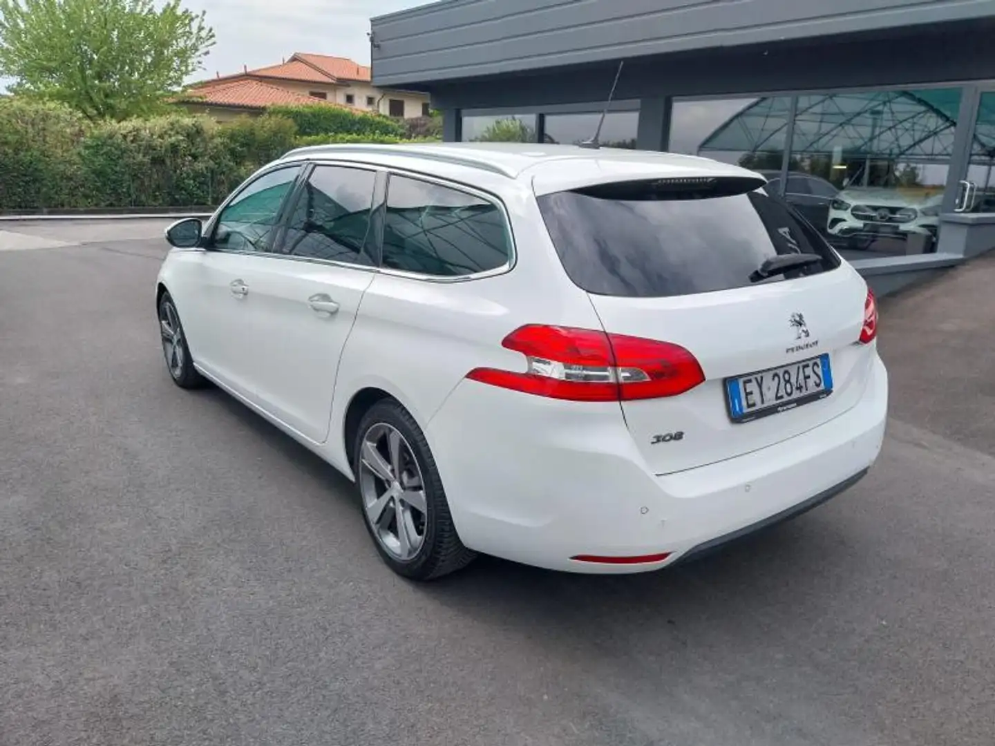 Peugeot 308 SW 1.6 e-hdi 8v Allure s&s 115cv fap Bianco - 2